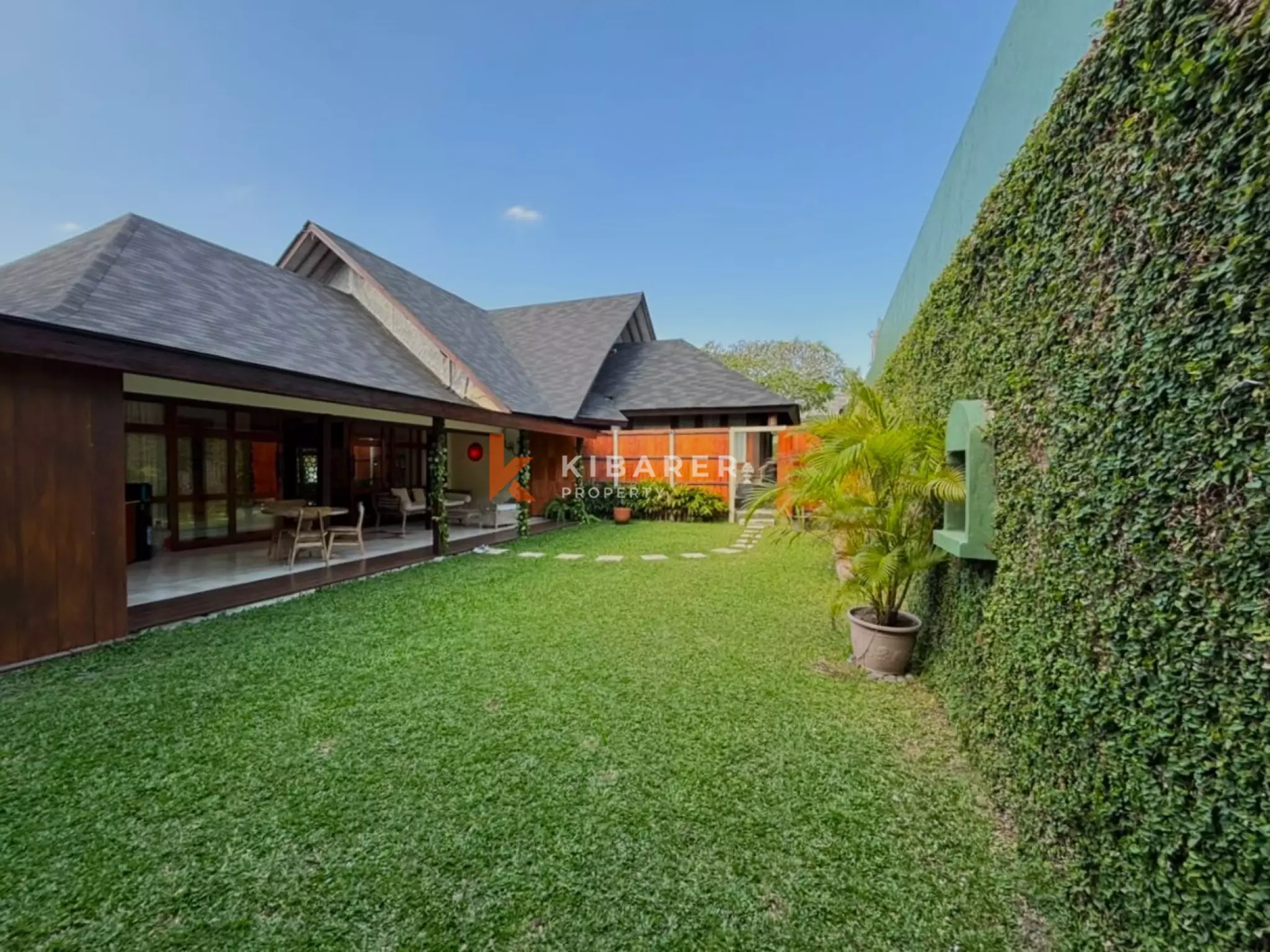Relaxed Garden Living in a Beautiful One Bedroom Umalas Studio Apartment