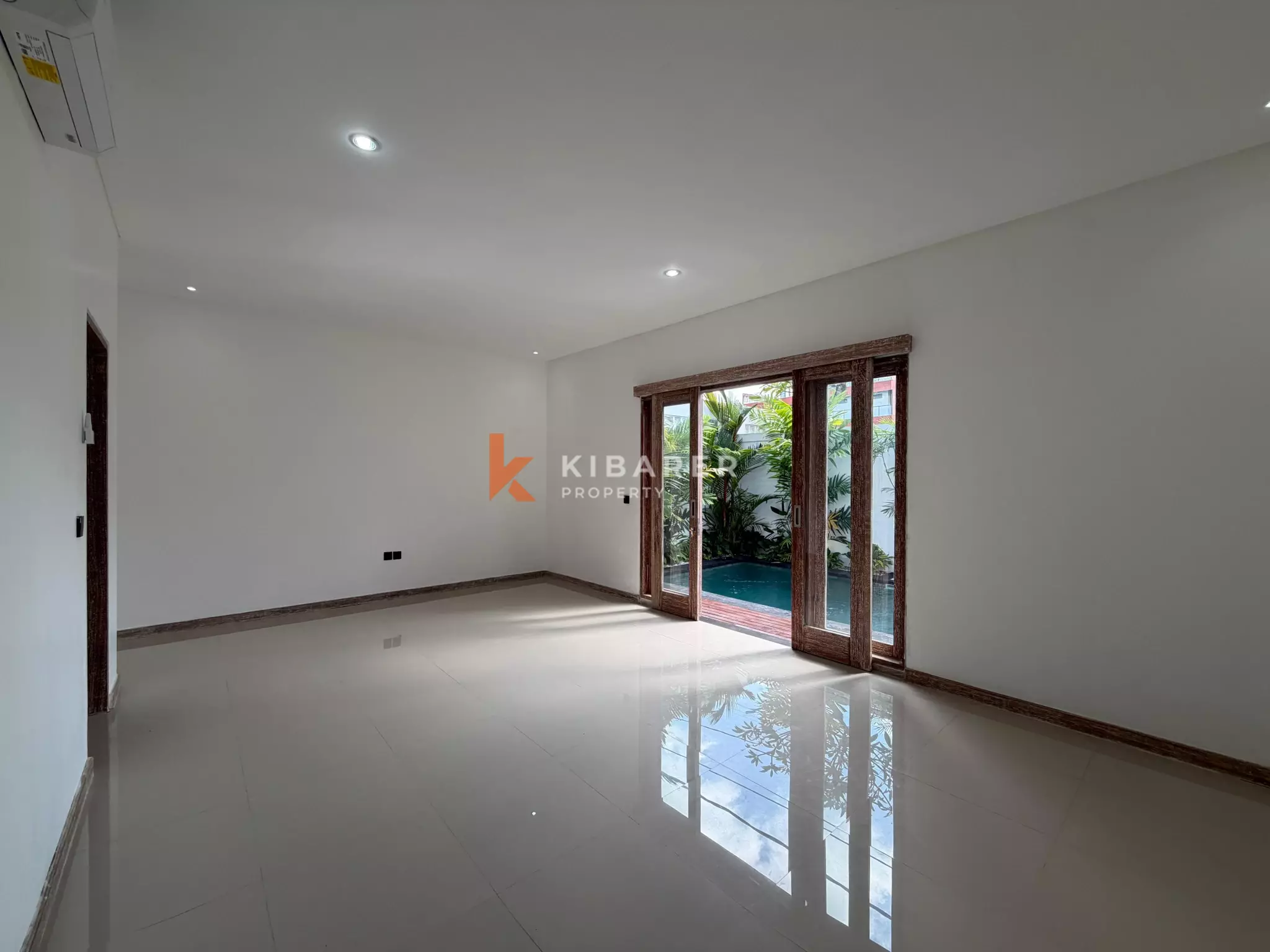 Plain Unfurnished Two-Bedrooms Villa in Tumbak Bayuh