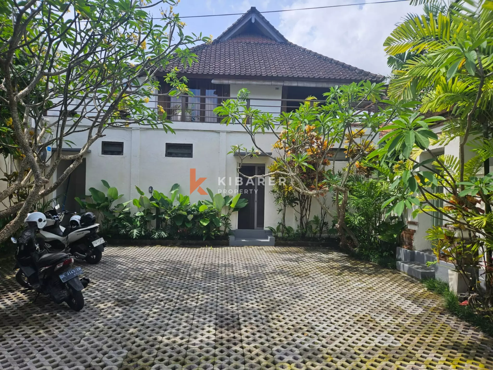 Tropical Four Bedroom Haven in Berawa’s Most Desired Area