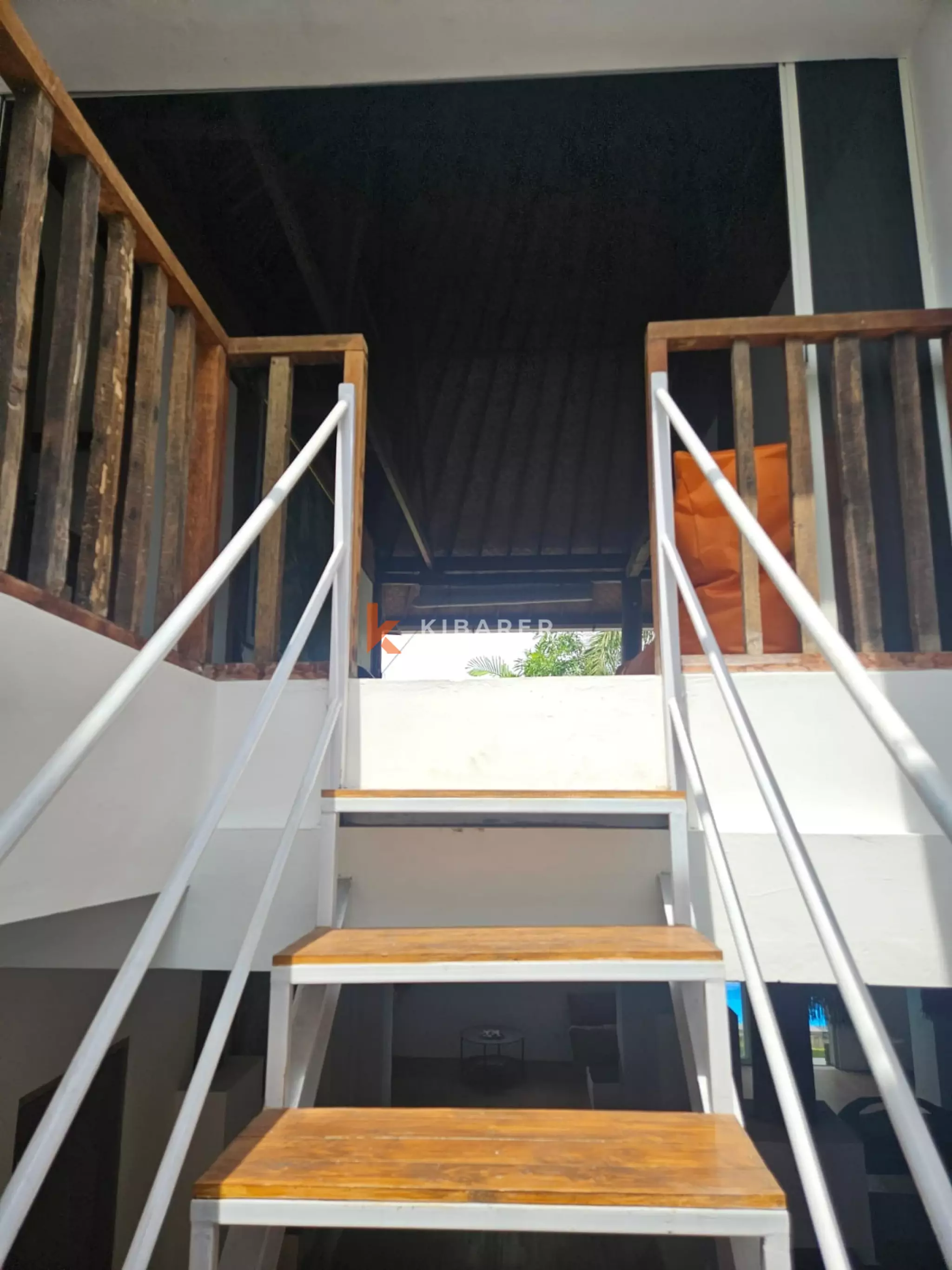 Tropical Four Bedroom Haven in Berawa’s Most Desired Area