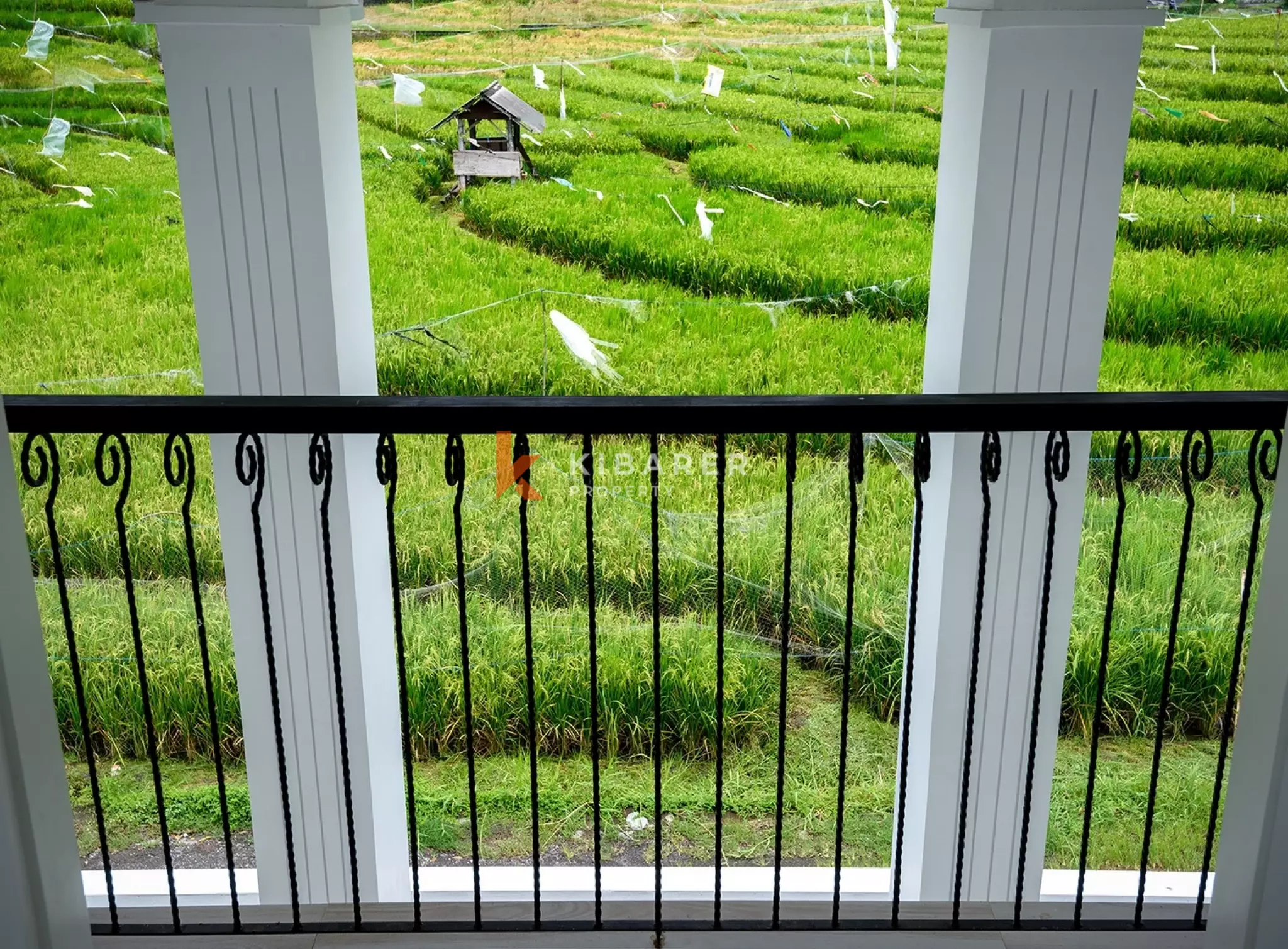 Vila Kolonial Empat Kamar Tidur yang Elegan di Jantung Berawa