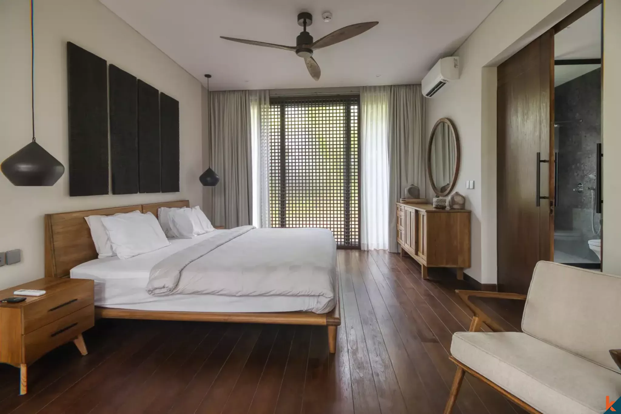 Gorgeous three bedroom leasehold property 300 meters from Lima Beach Pererenan