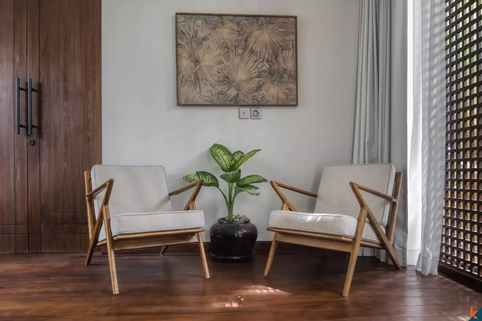 Gorgeous three bedroom leasehold property 300 meters from Lima Beach Pererenan
