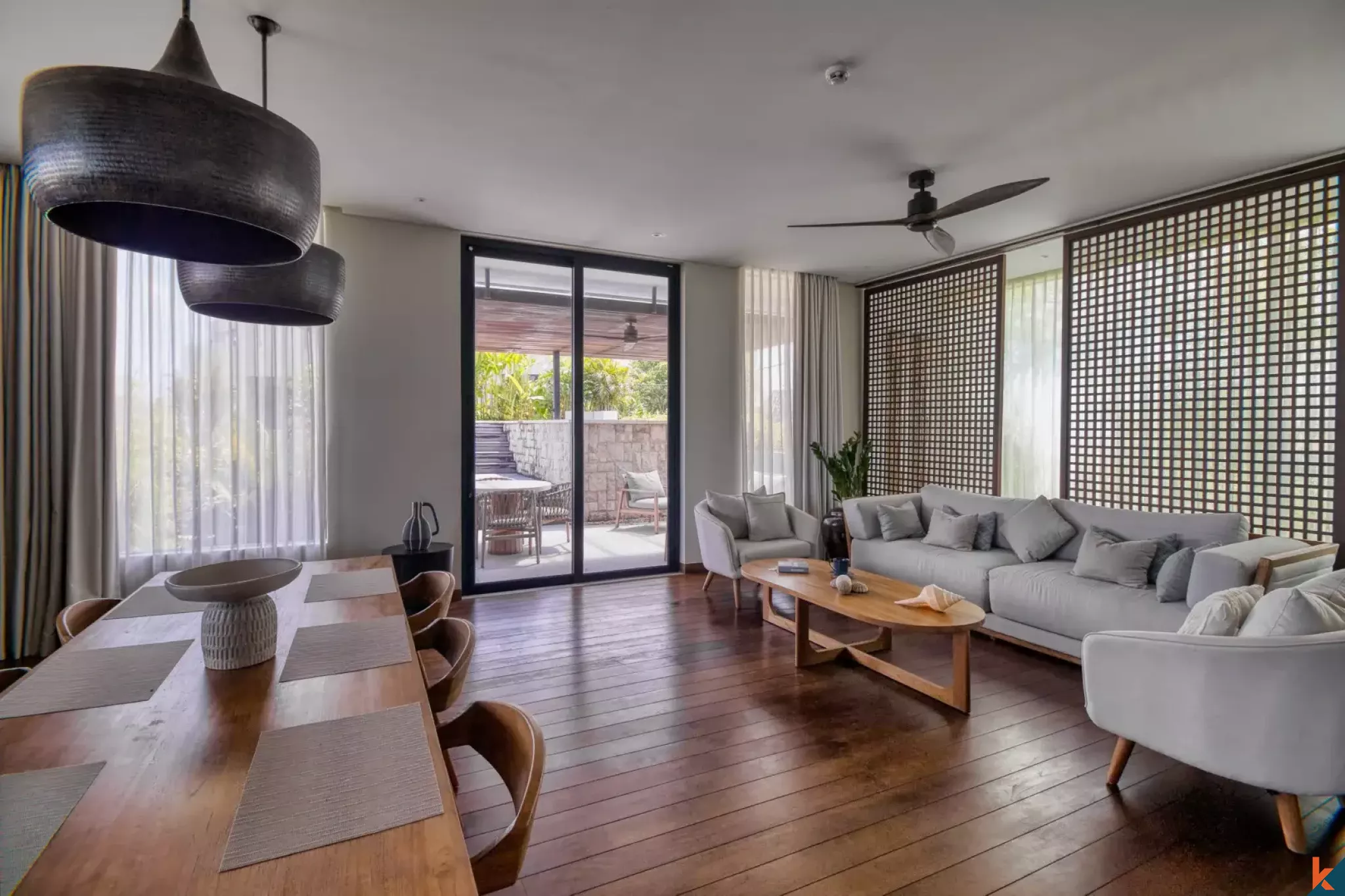 Gorgeous three bedroom leasehold property 300 meters from Lima Beach Pererenan
