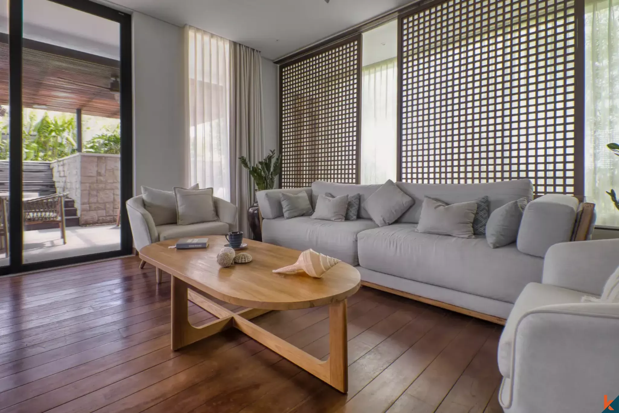 Gorgeous three bedroom leasehold property 300 meters from Lima Beach Pererenan