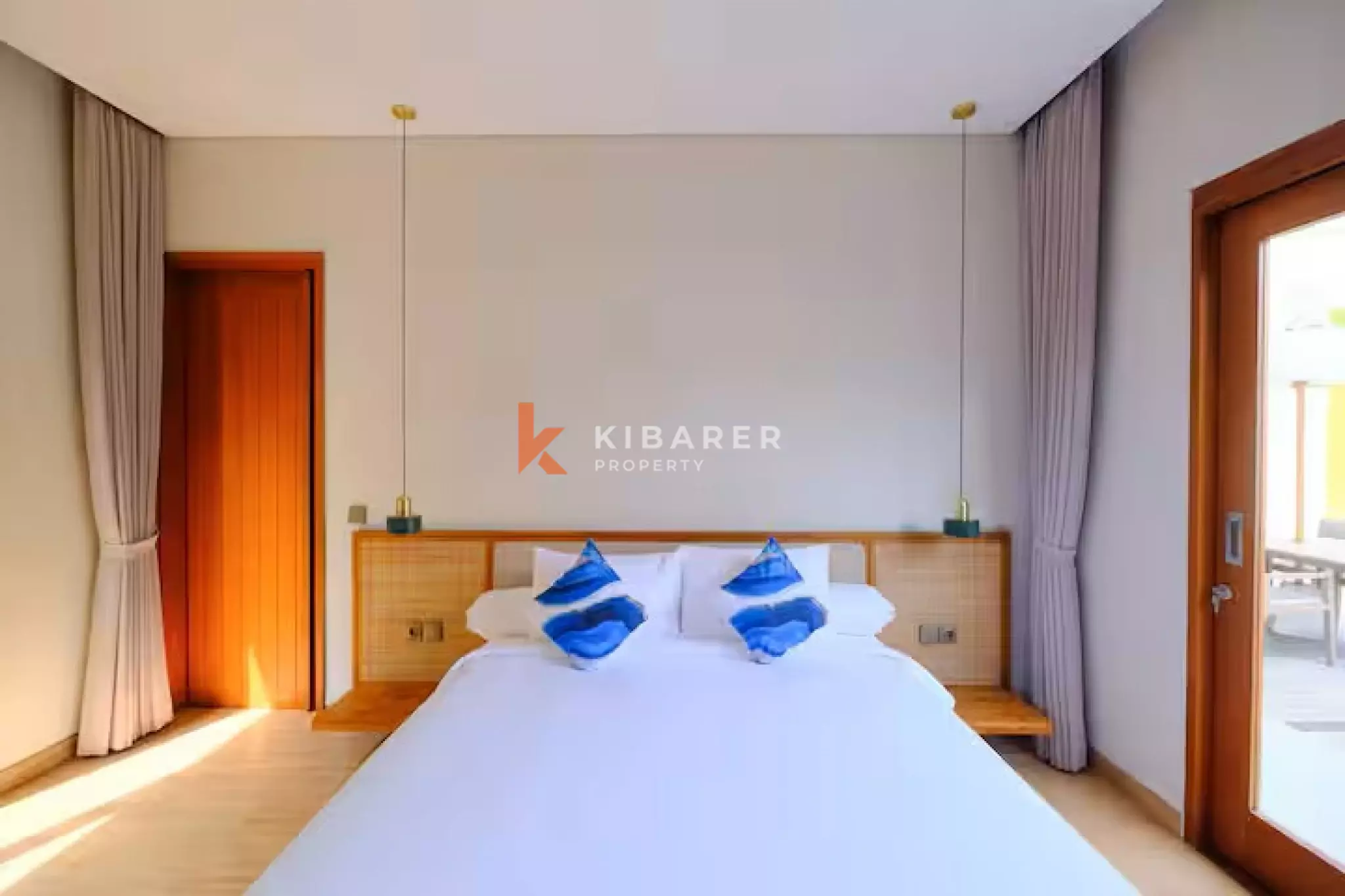 Bright Contemporary Four-Bedrooms Villa in the Heart of Umalas