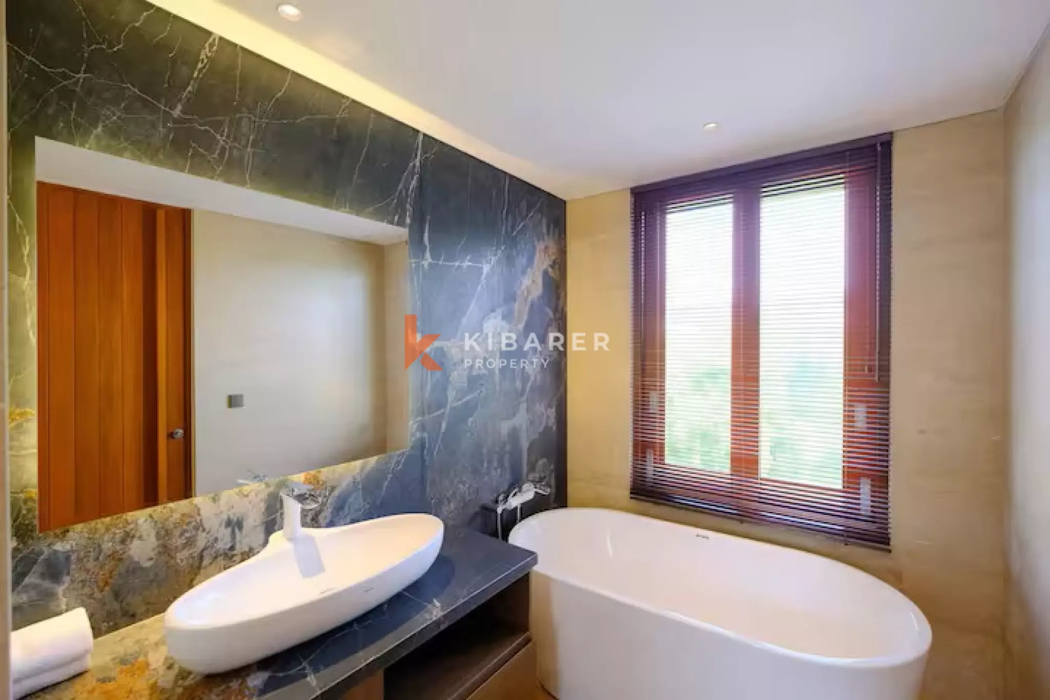 Bright Contemporary Four-Bedrooms Villa in the Heart of Umalas