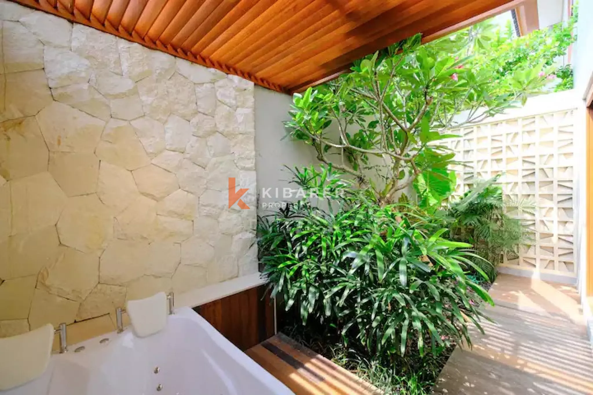 Bright Contemporary Four-Bedrooms Villa in the Heart of Umalas