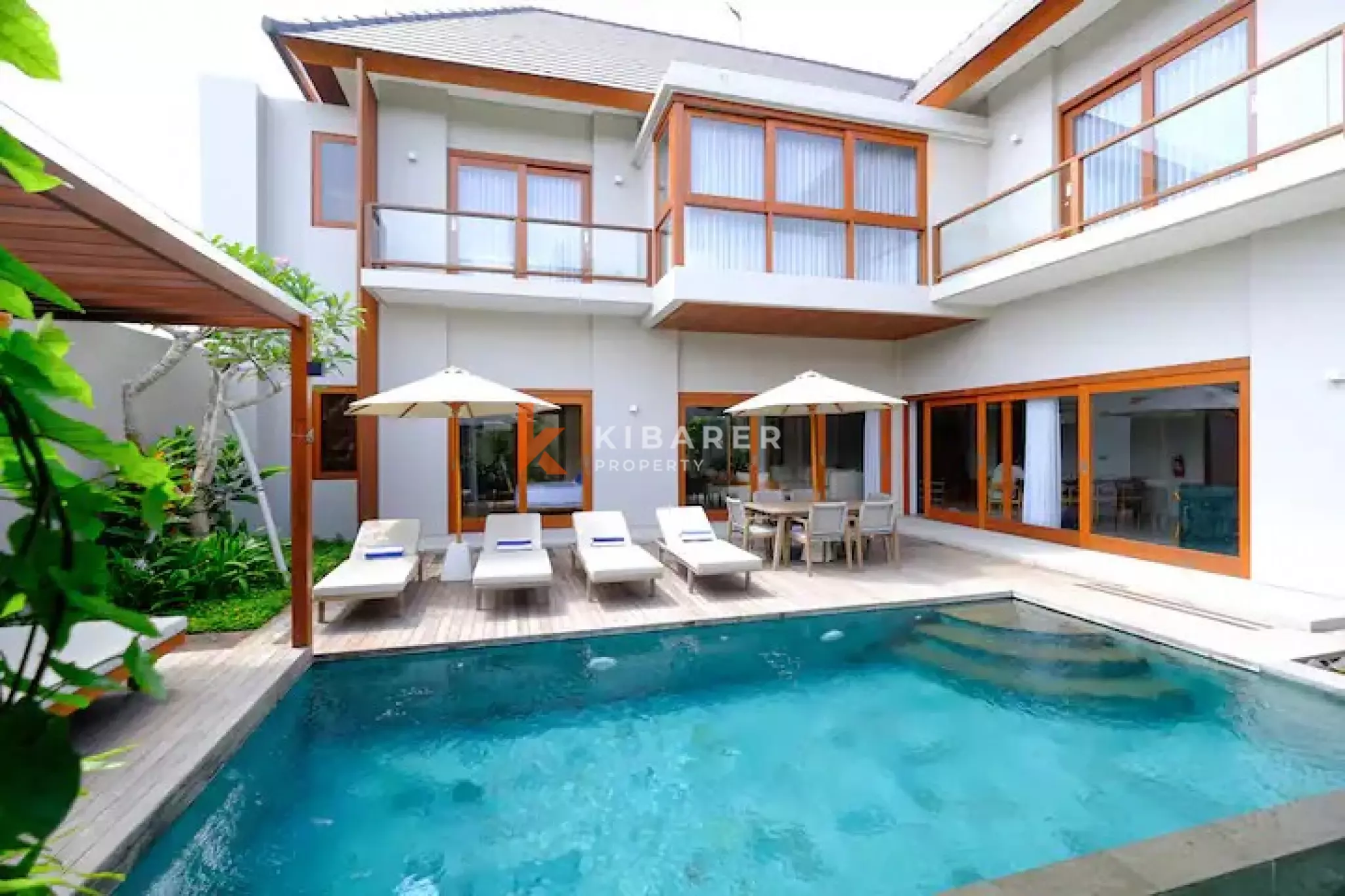 Bright Contemporary Four-Bedrooms Villa in the Heart of Umalas