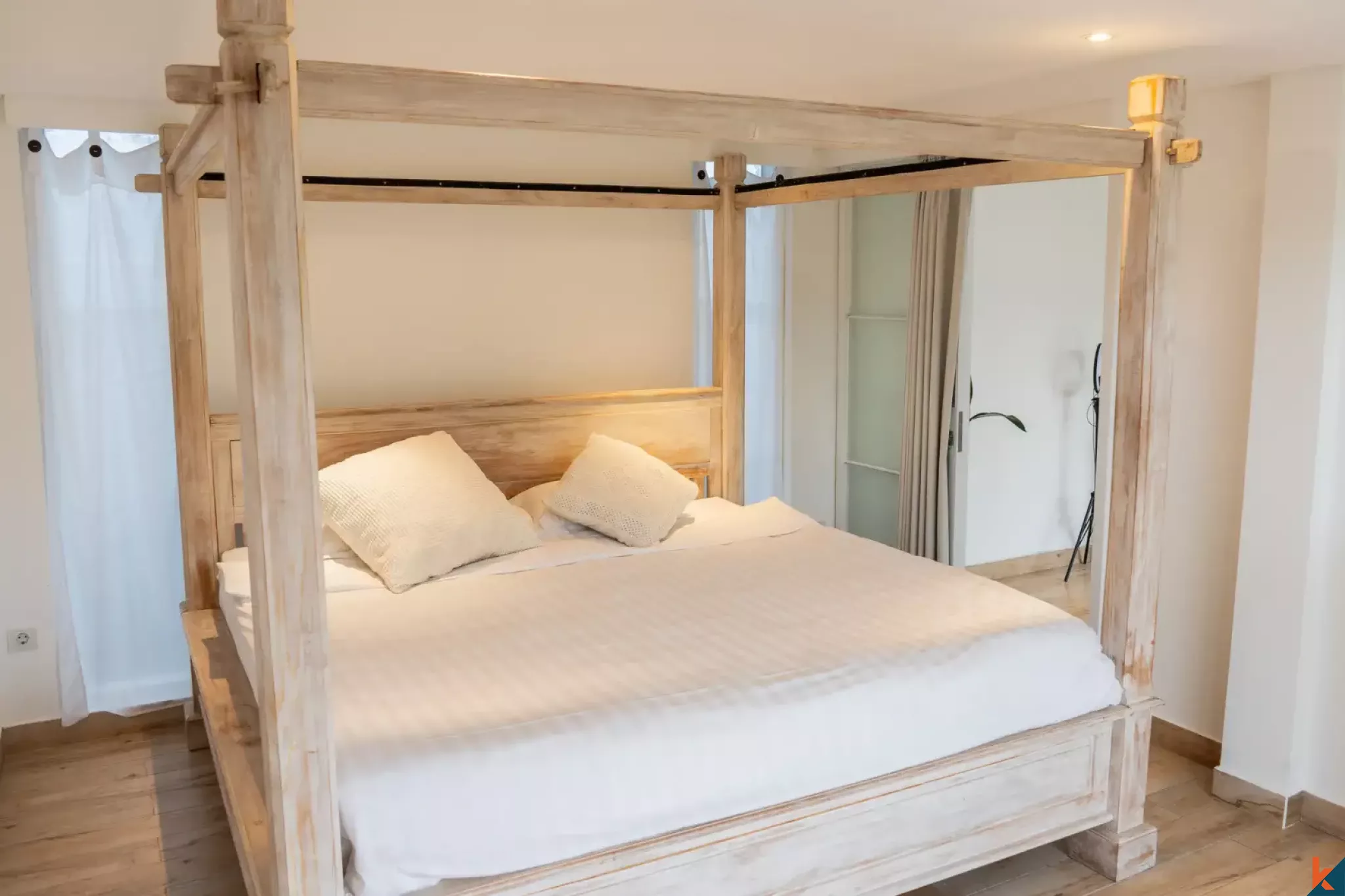 Charmante maison modulaire de quatre chambres en bail emphytéotique avec un fort potentiel à Pererenan