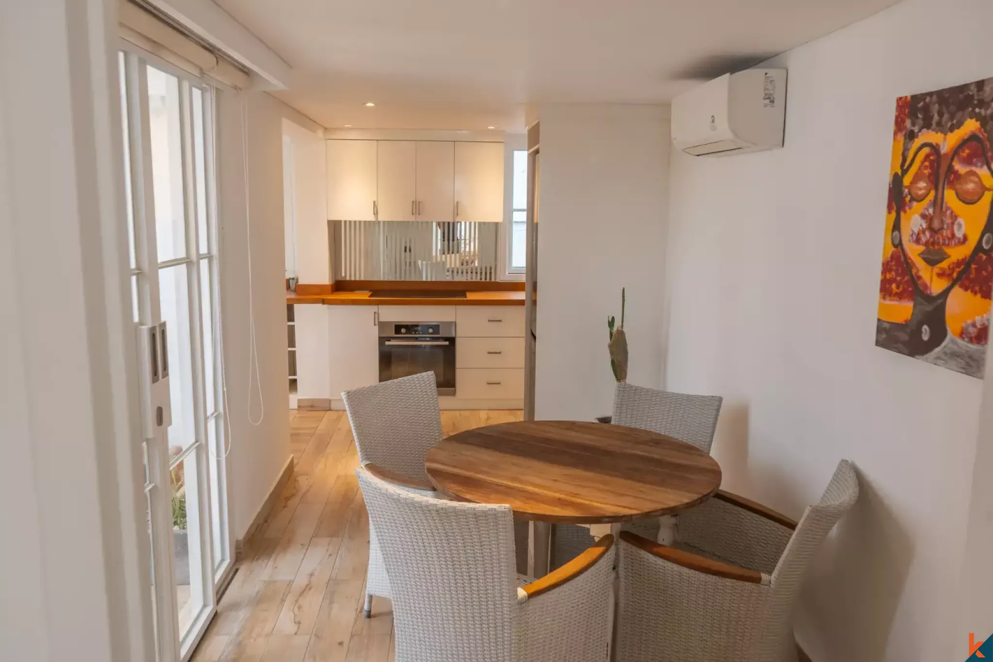 Charmante maison modulaire de quatre chambres en bail emphytéotique avec un fort potentiel à Pererenan