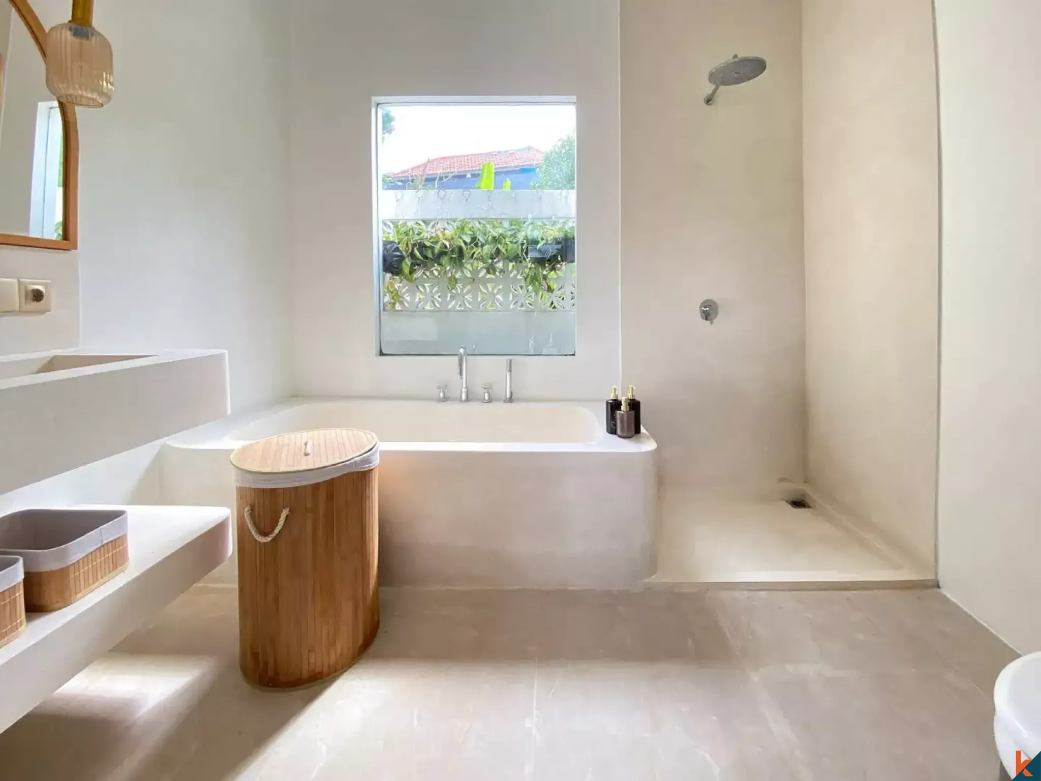 Brand new Modern One Bedroom Villa for Lease in Canggu