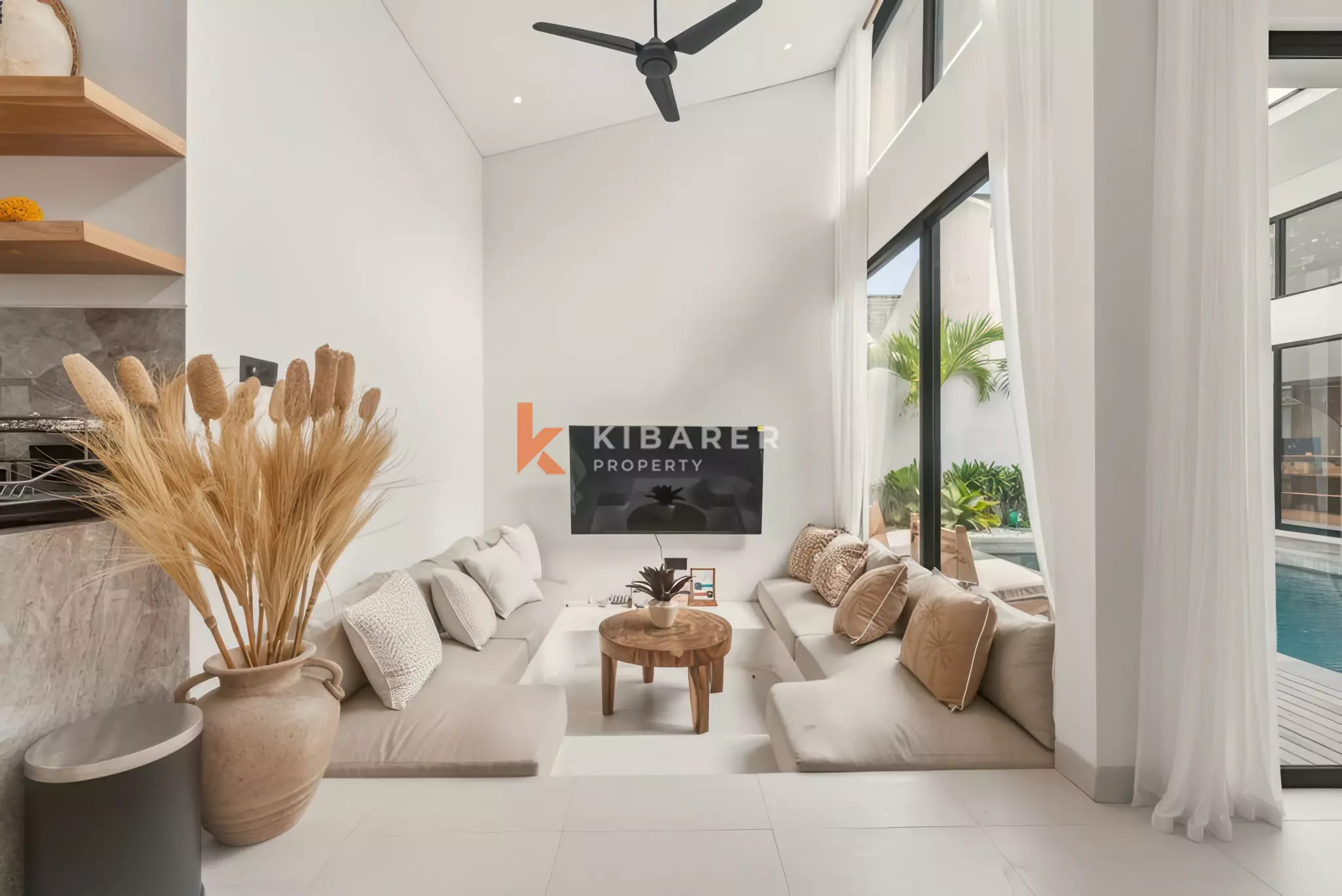 Complex Modern Three-Bedrooms Villa in Canggu