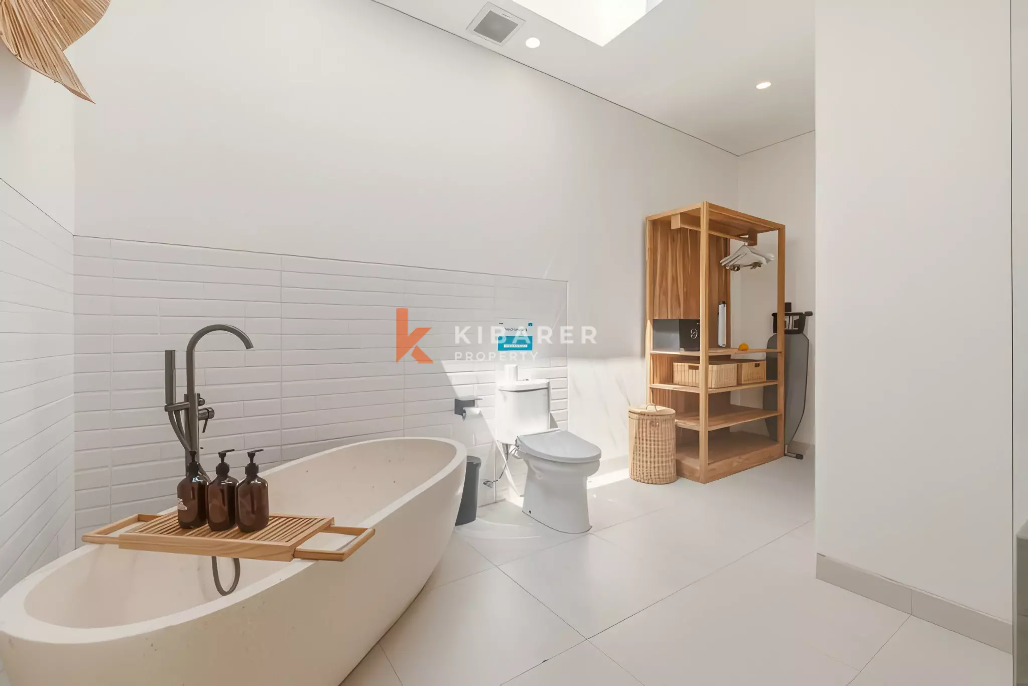 Complex Modern Three-Bedrooms Villa in Canggu