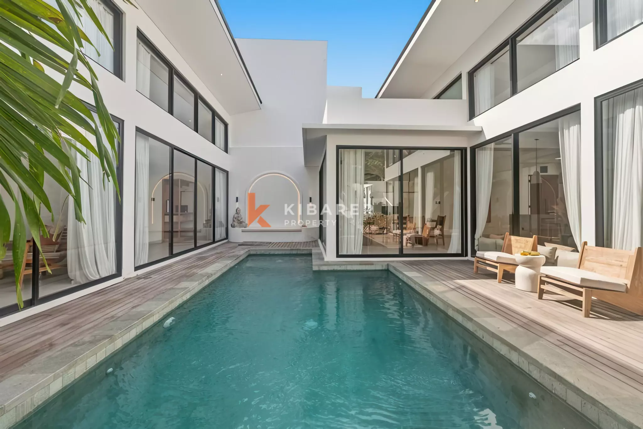Complex Modern Three-Bedrooms Villa in Canggu
