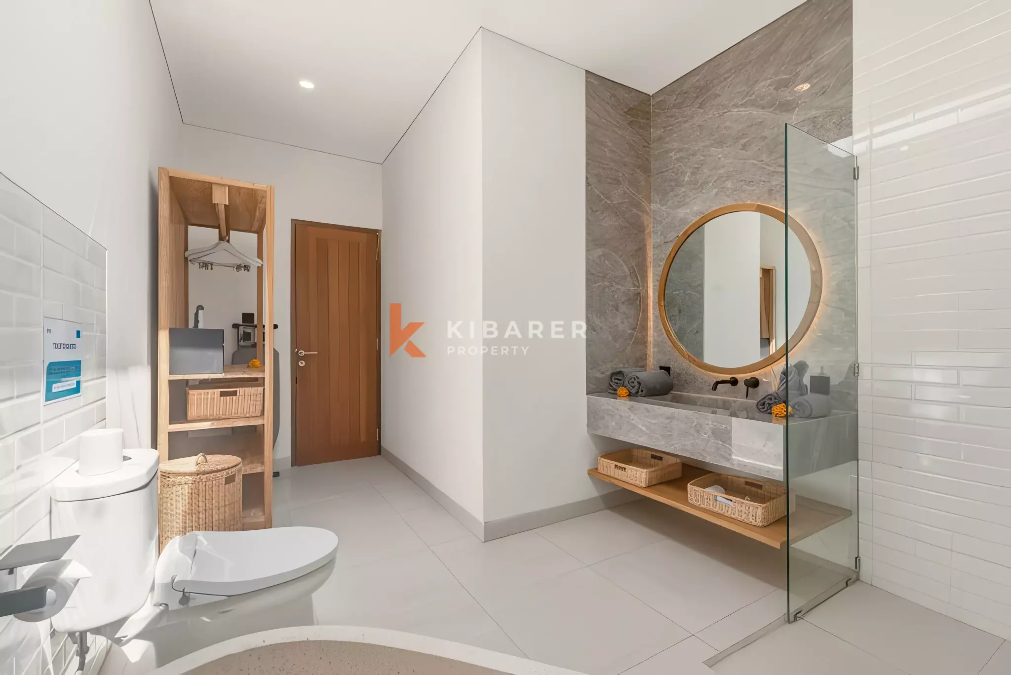 Complex Modern Three-Bedrooms Villa in Canggu