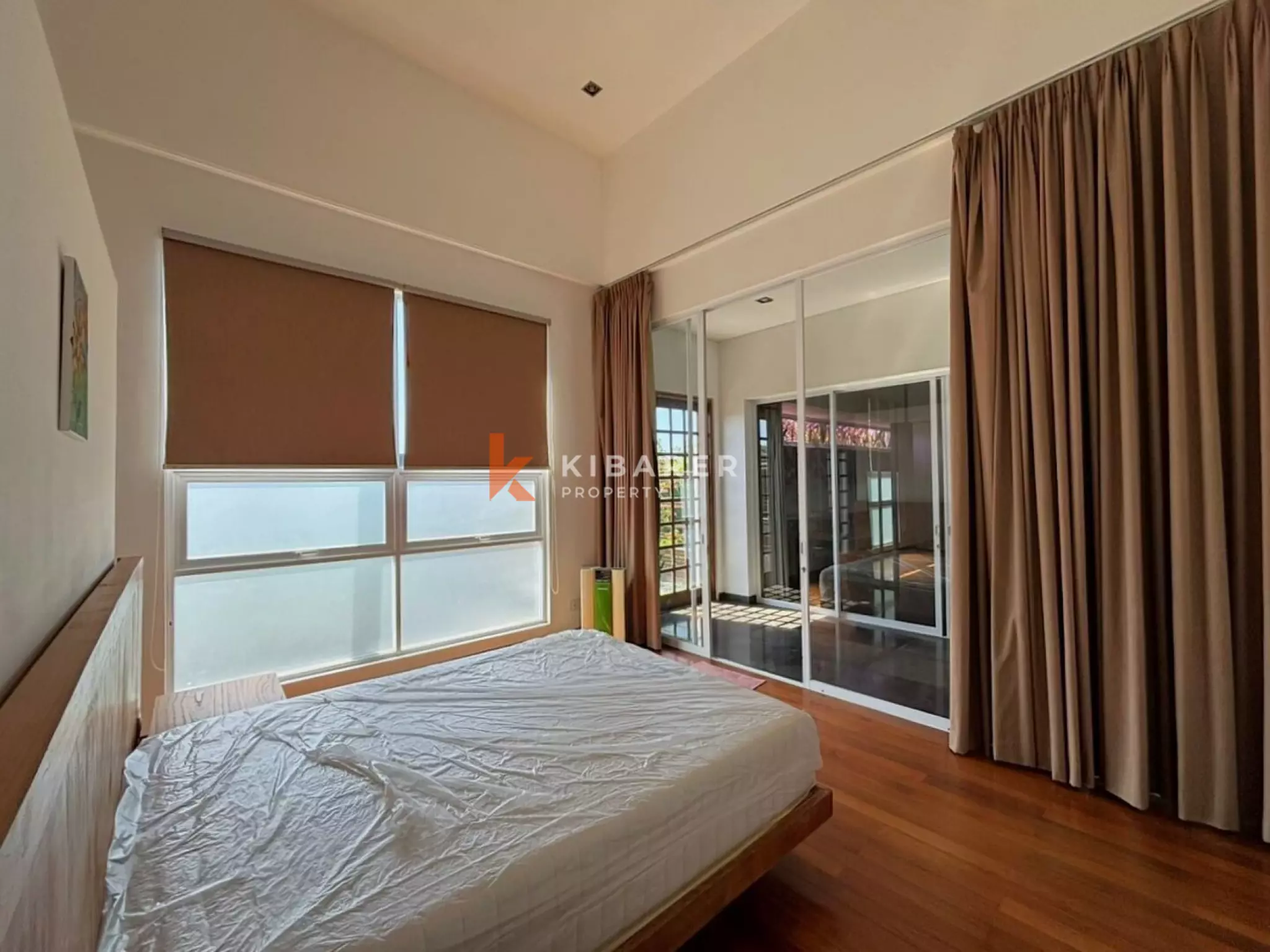 Villa Keluarga Indah dengan Tiga Kamar Tidur, Ruang Kantor & Kolam Renang Pribadi di Seminyak