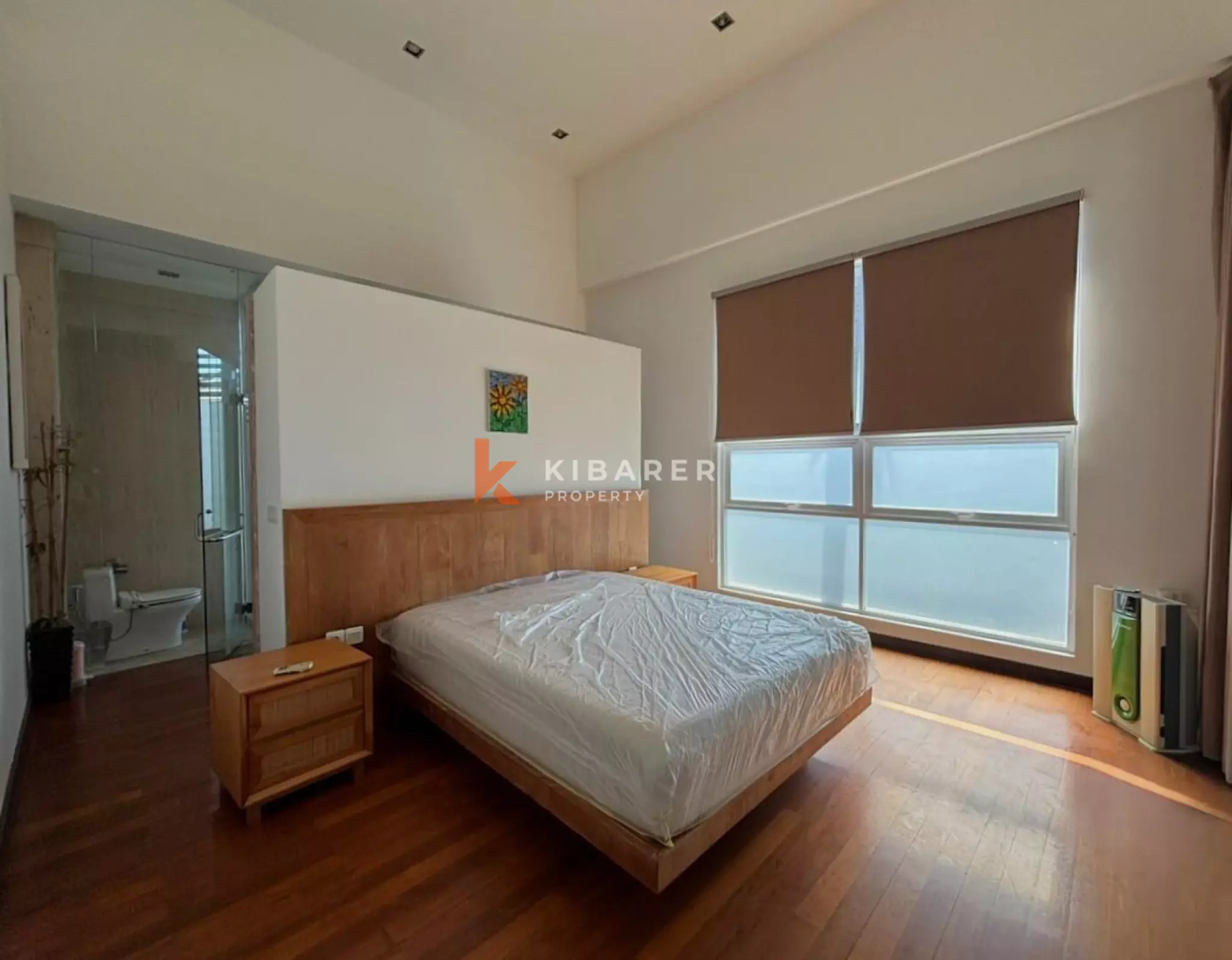 Villa Keluarga Indah dengan Tiga Kamar Tidur, Ruang Kantor & Kolam Renang Pribadi di Seminyak