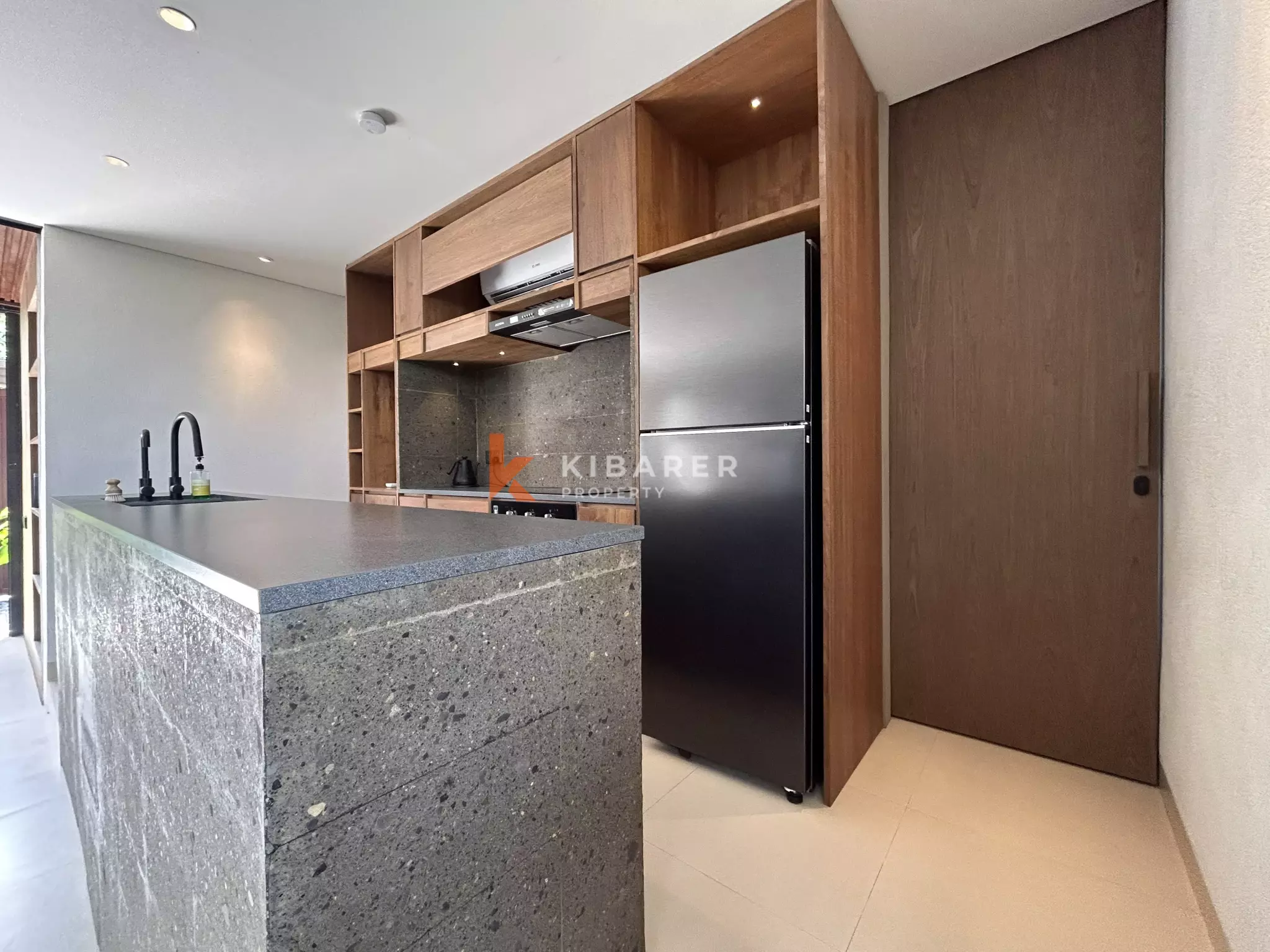 Vila Modern Elegan Satu Kamar Tidur dengan Pemandangan Indah di Ungasan