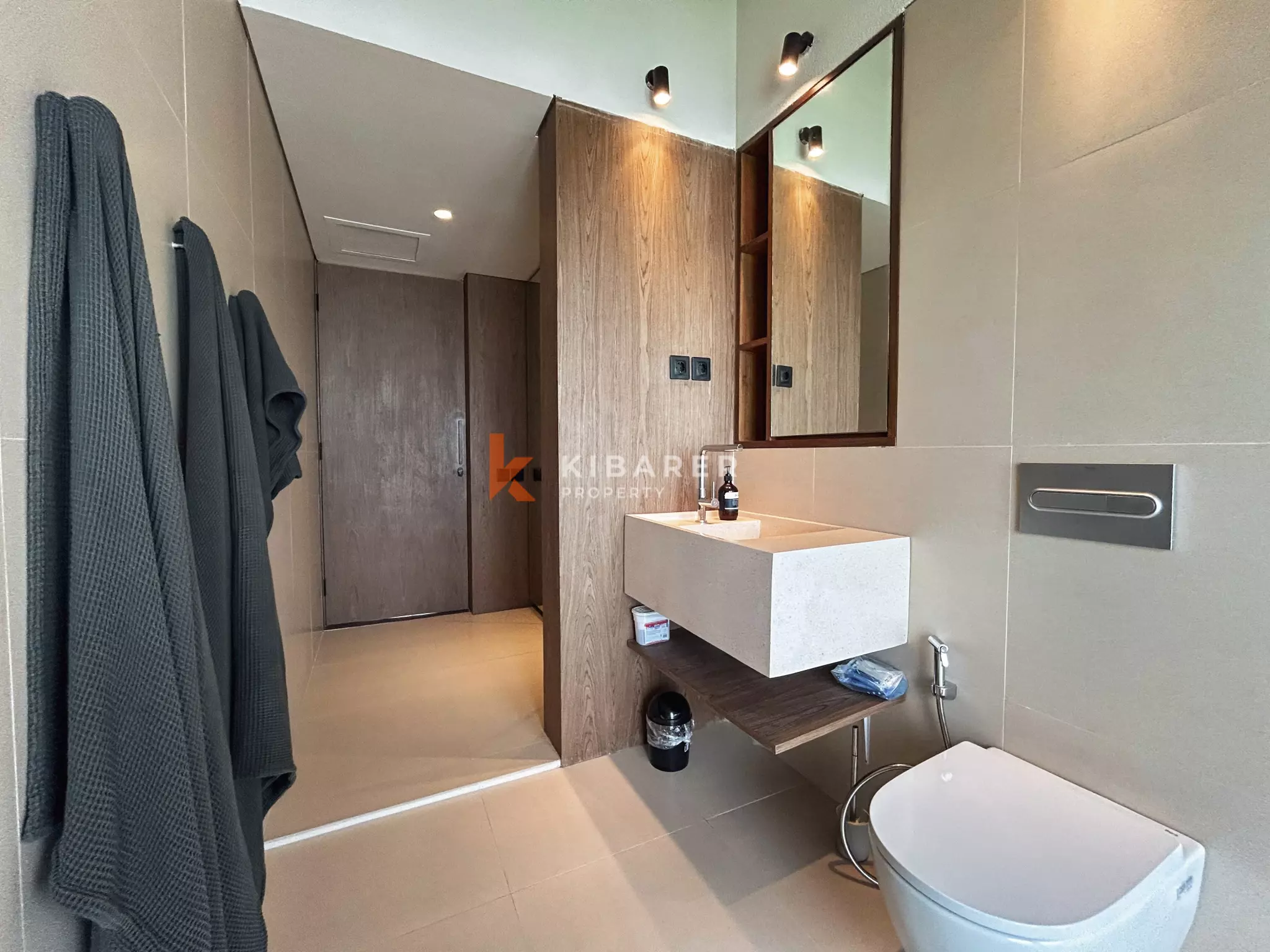 Vila Modern Elegan Satu Kamar Tidur dengan Pemandangan Indah di Ungasan