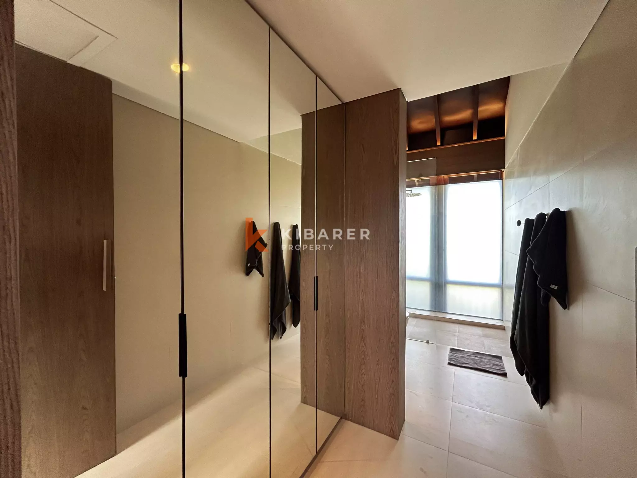 Vila Modern Elegan Satu Kamar Tidur dengan Pemandangan Indah di Ungasan