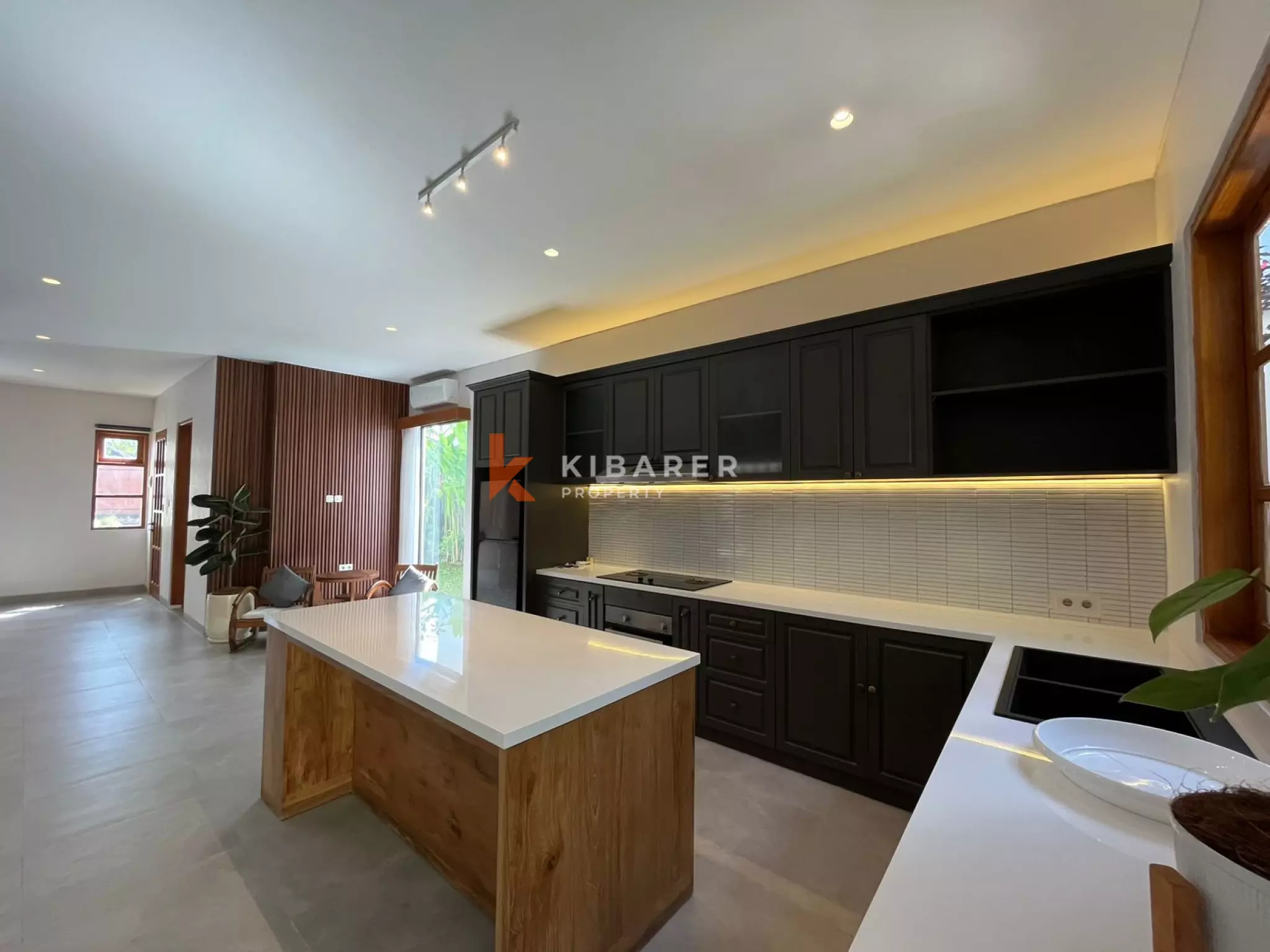 Elegant Four-Bedroom Stylish Villa in the Heart of Prime Pererenan