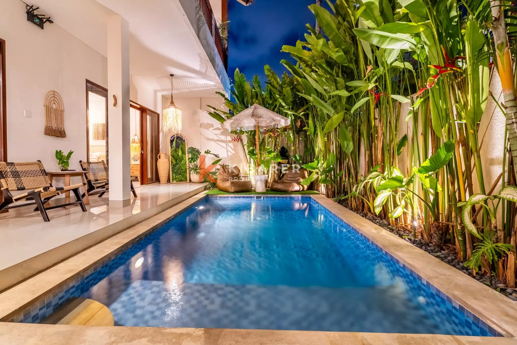 Boho-Chic Four-Bedrooms Enclosed Living Villa Steps from Echo Beach Canggu