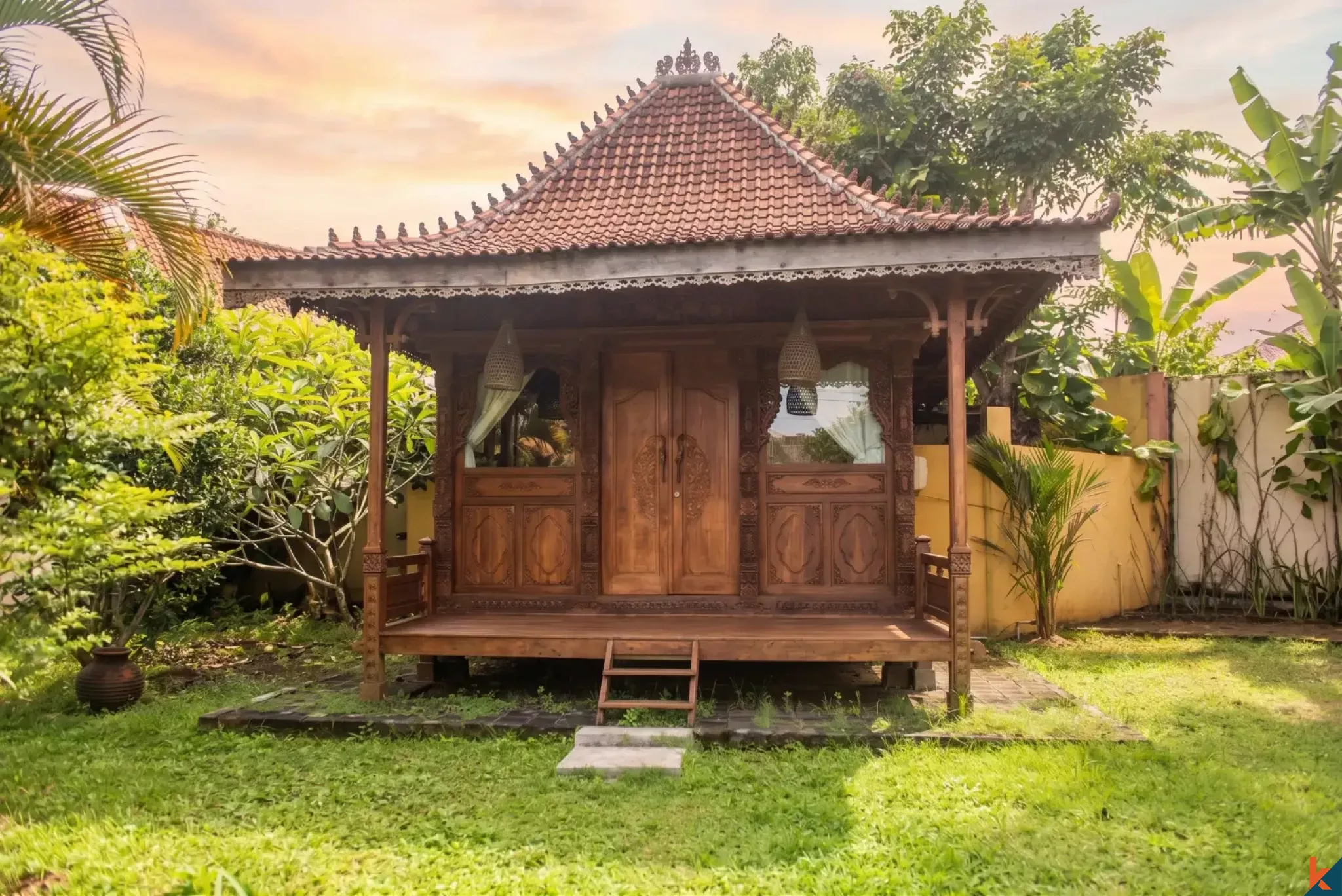 Tanah hak milik bergaya tradisional untuk dijual di Jimbaran