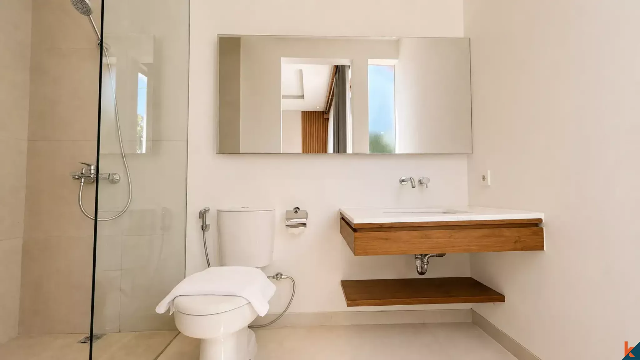 Prestigieuse propriété de quatre chambres en pleine propriété, vendue sur plan à Sanur