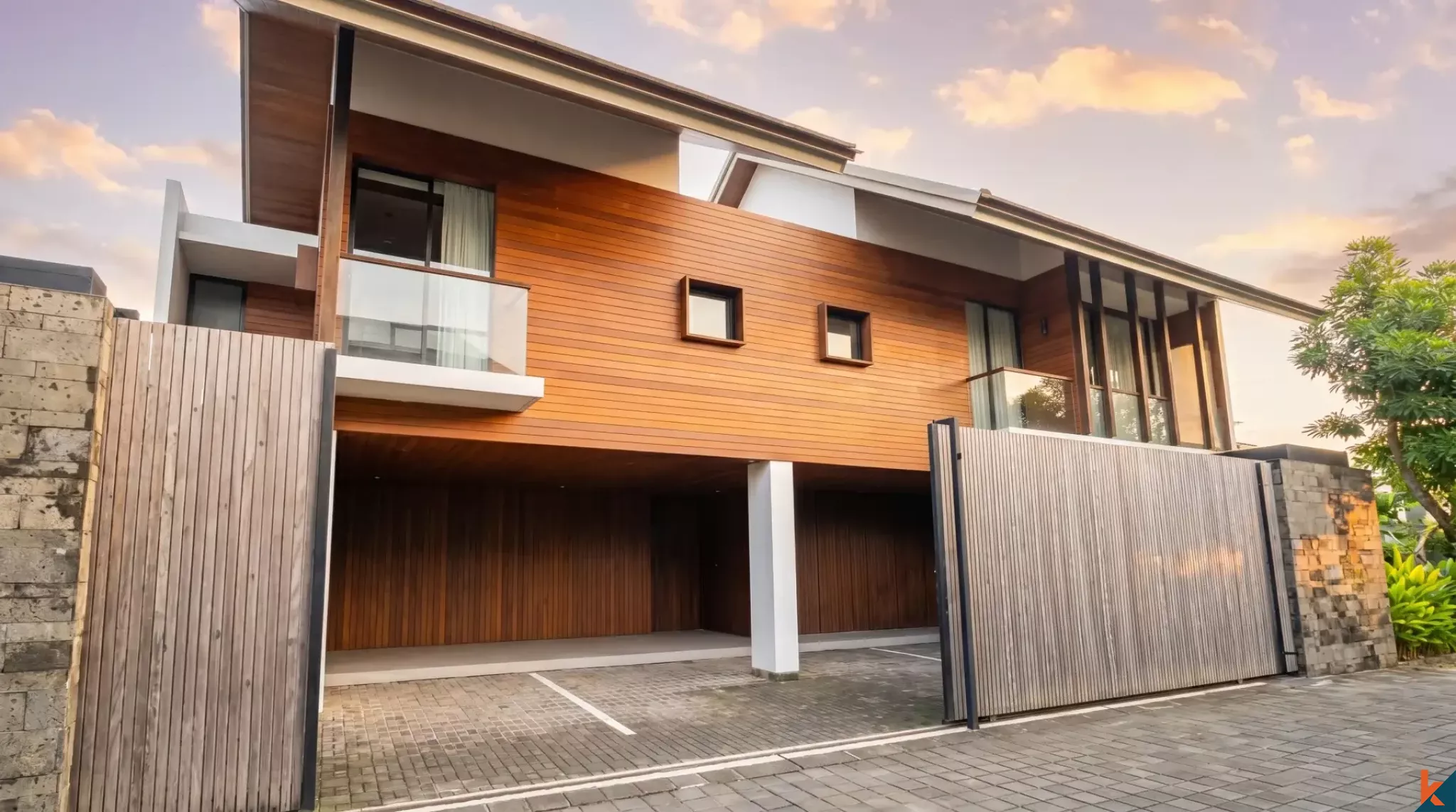 Villa exclusive de quatre chambres en pleine propriété, sur plan, avec vue panoramique sur les rizières à Sanur