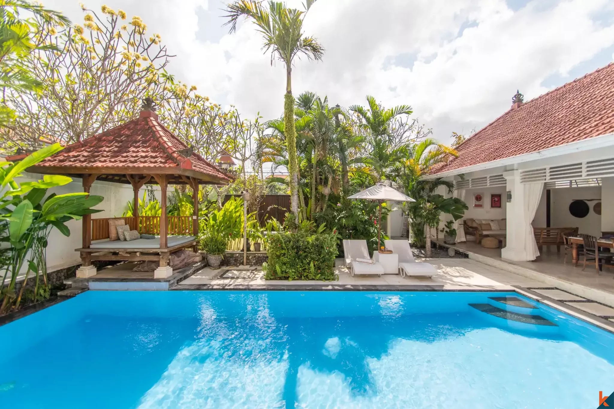 Charming Four Bedroom Stylish Traditional Leasehold Property in Berawa