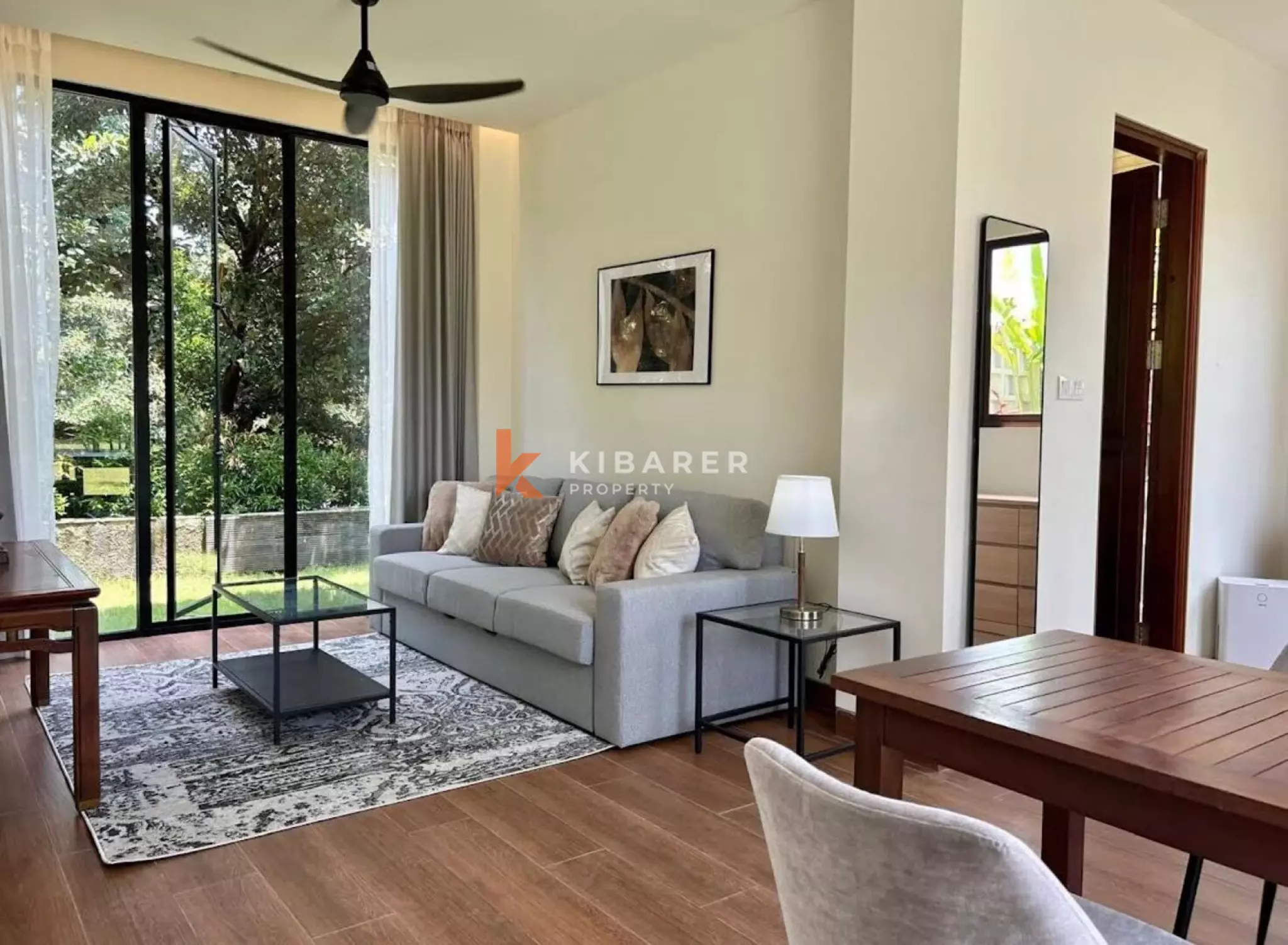 Vila Mewah Tujuh Kamar Tidur dengan Lift Pribadi, Rooftop, Pemandangan Lapangan Golf dan Laut di Pecatu