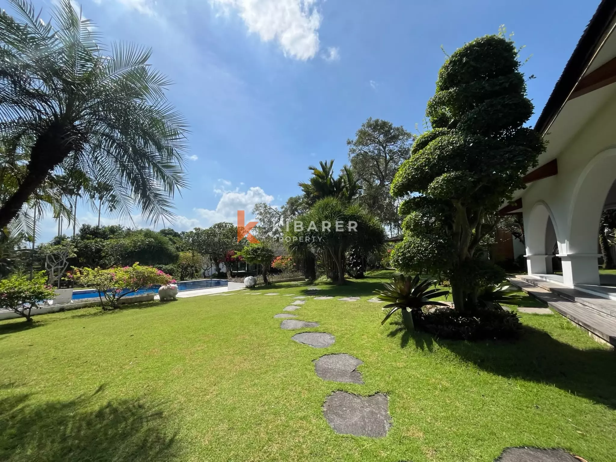 Luxury Three-Bedroom Sanctuary Estate in Kedungu Next to Mother Nature