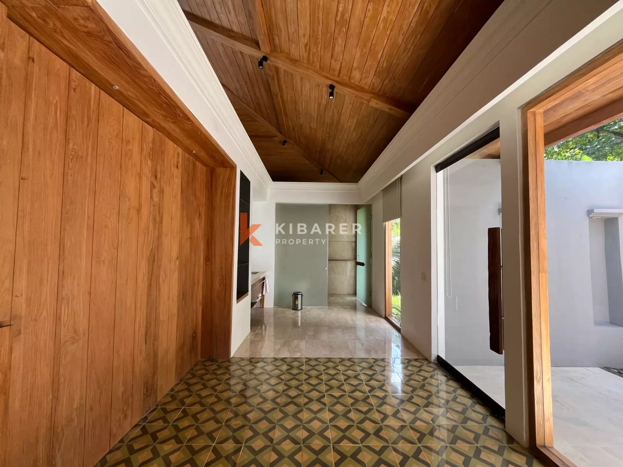 Luxury Three-Bedroom Sanctuary Estate in Kedungu Next to Mother Nature