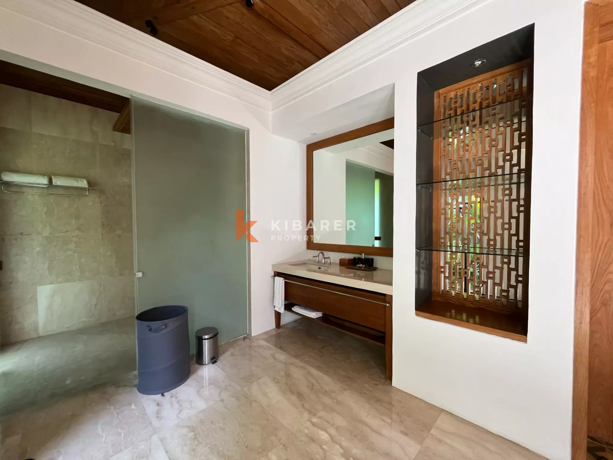 Luxury Three-Bedroom Sanctuary Estate in Kedungu Next to Mother Nature