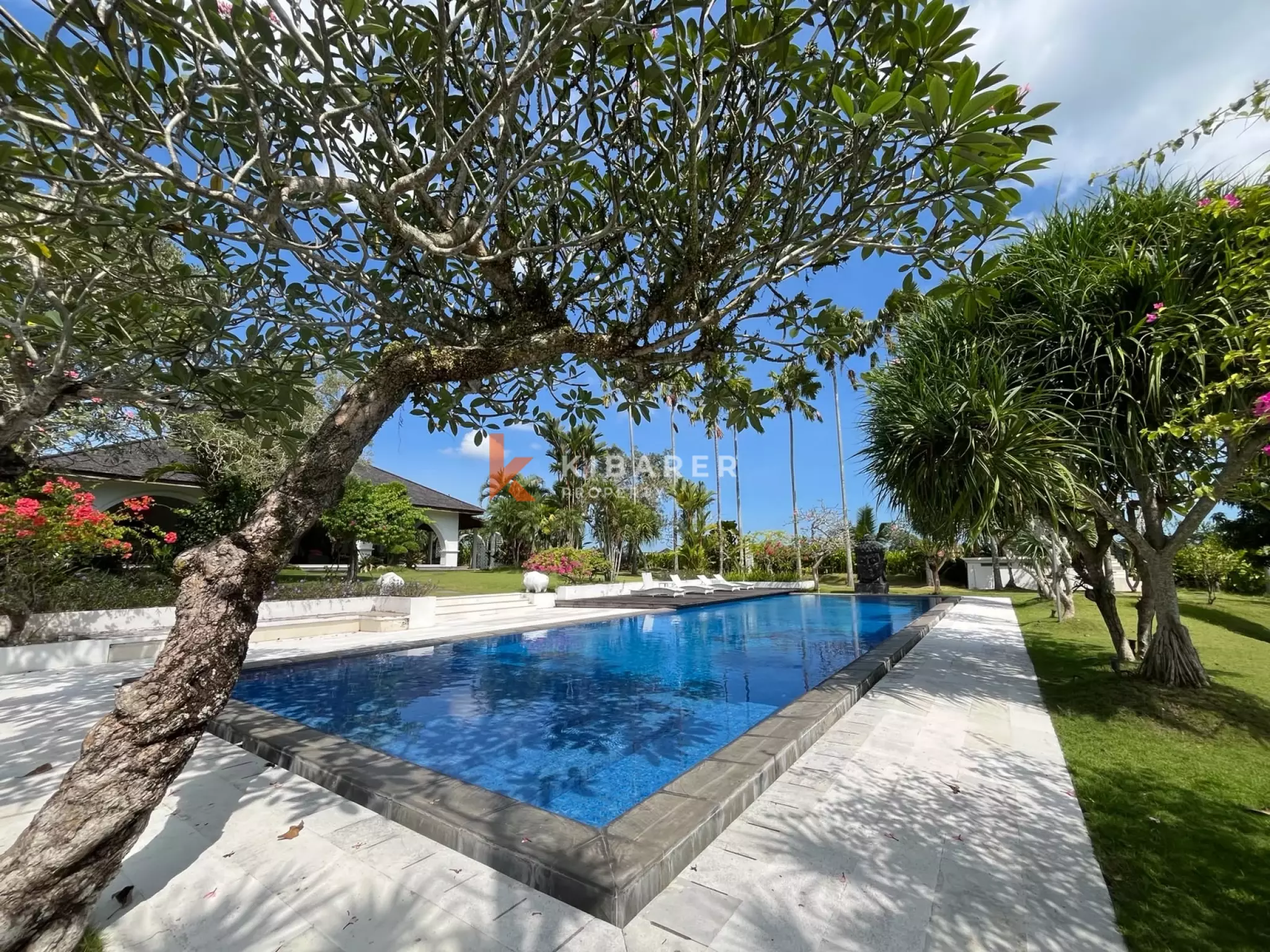 Luxury Three-Bedroom Sanctuary Estate in Kedungu Next to Mother Nature