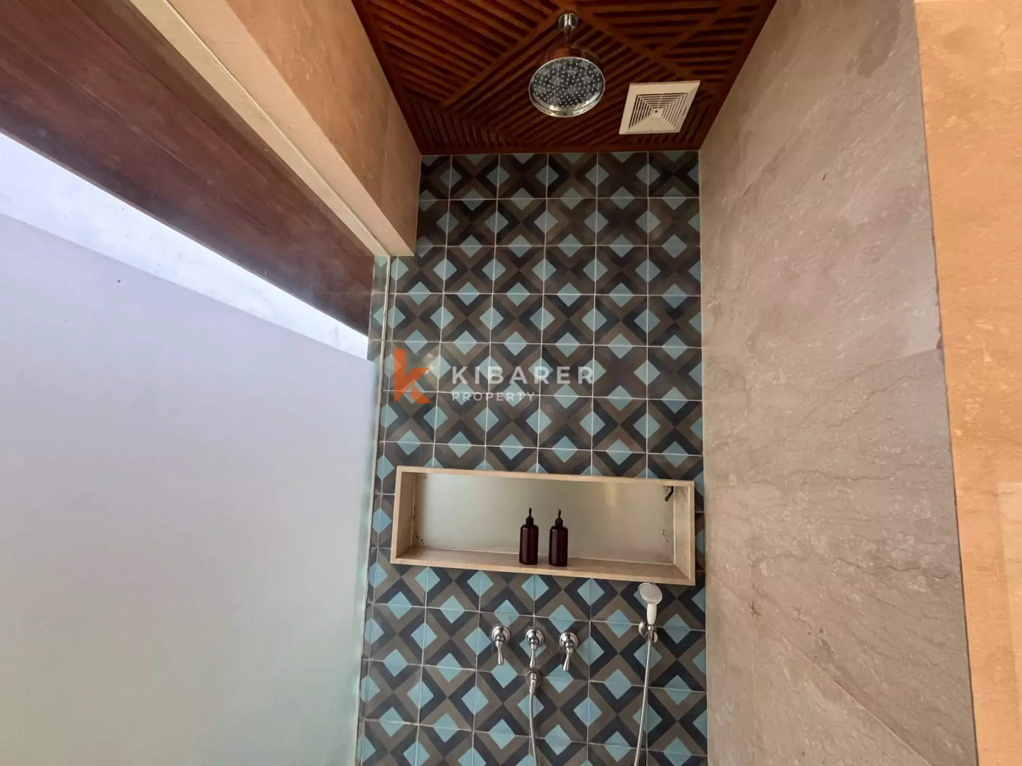 Luxury Three-Bedroom Sanctuary Estate in Kedungu Next to Mother Nature