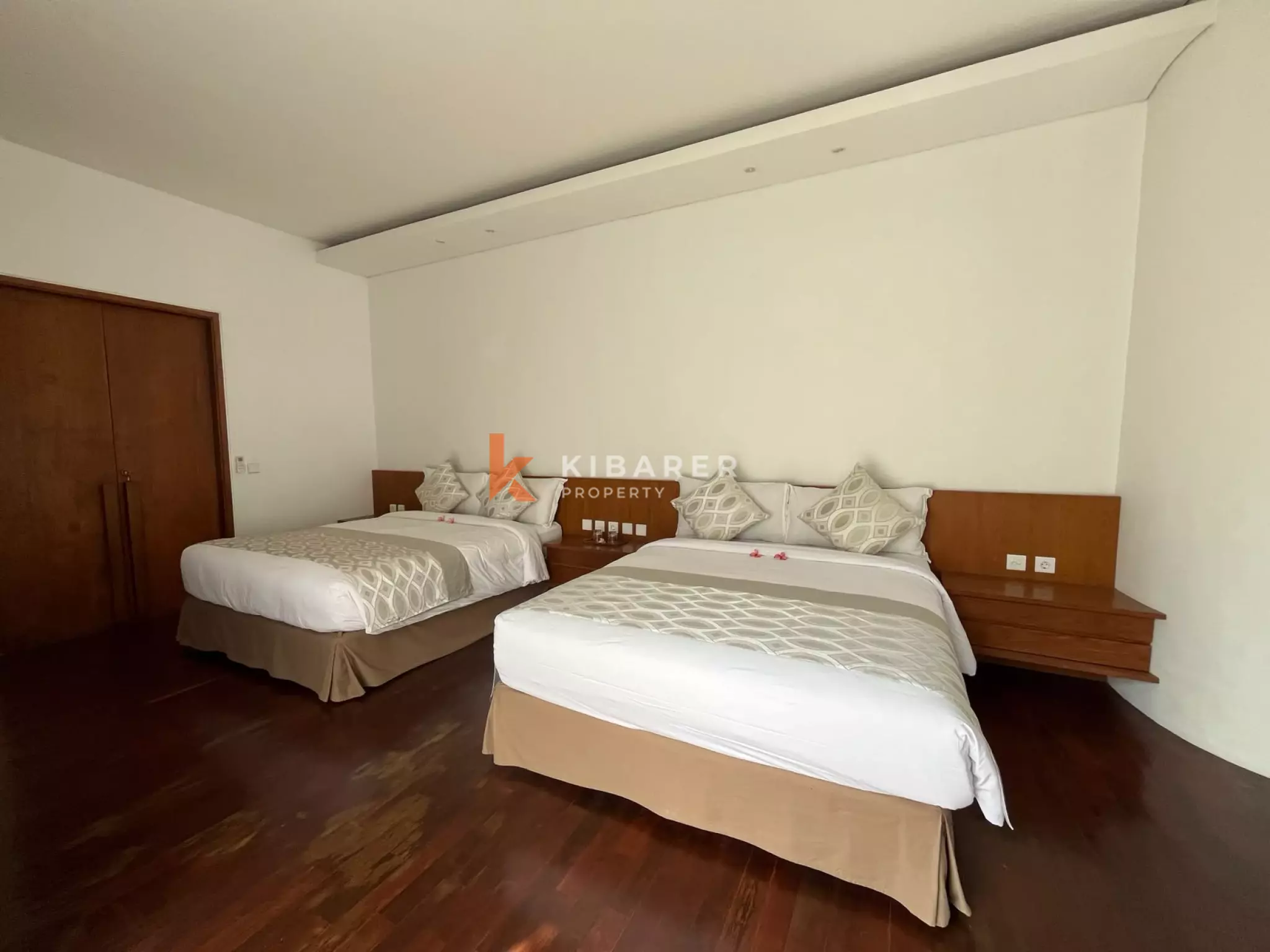 Luxury Three-Bedroom Sanctuary Estate in Kedungu Next to Mother Nature