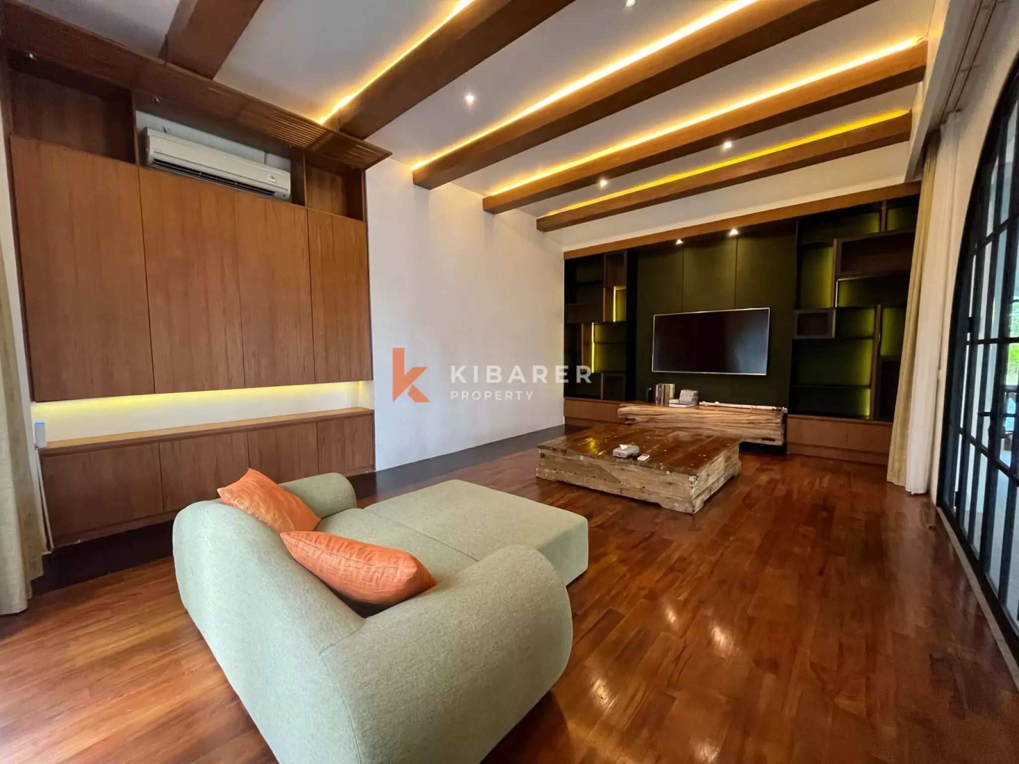 Luxury Three-Bedroom Sanctuary Estate in Kedungu Next to Mother Nature