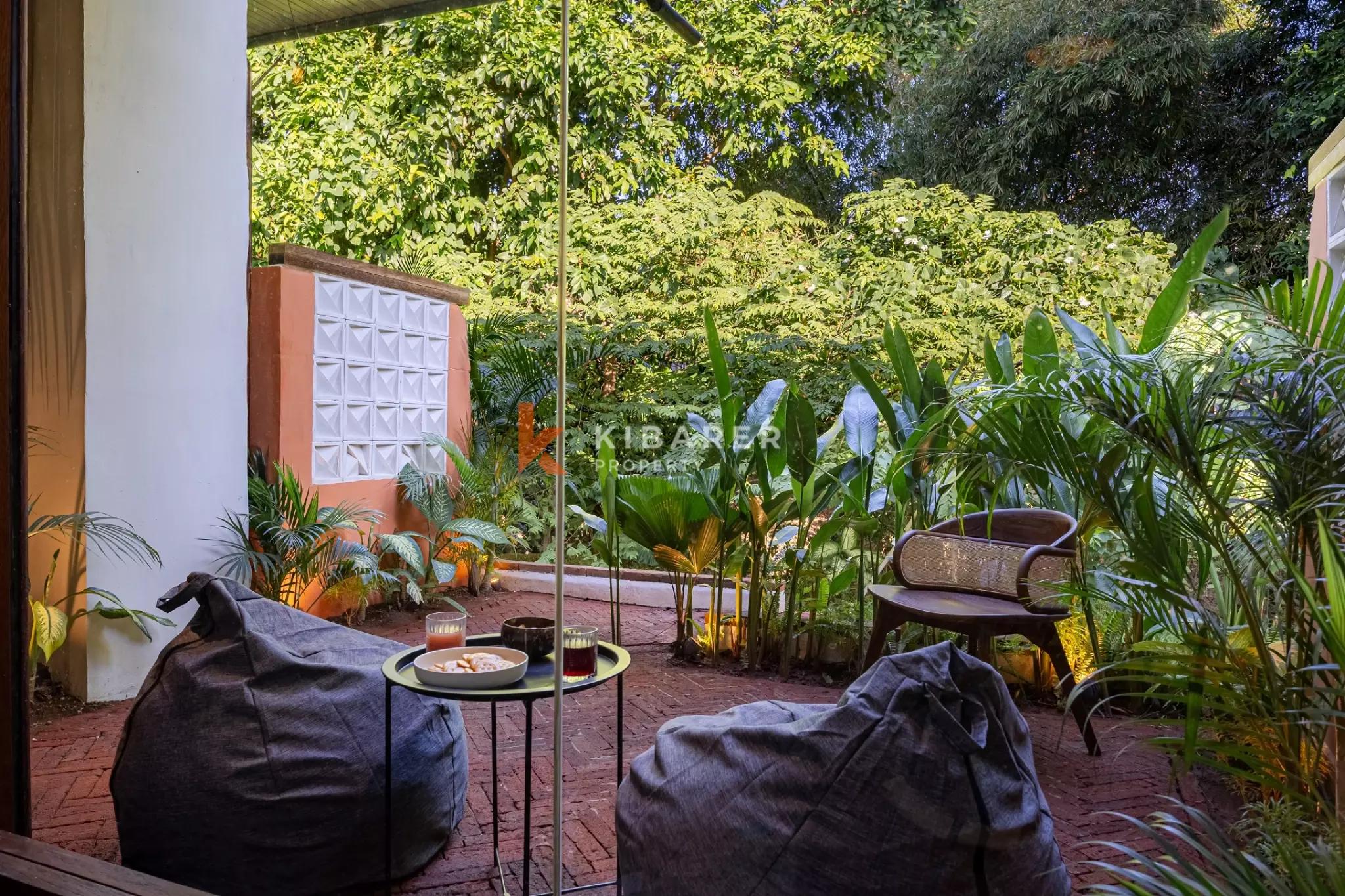 Apartemen Loft Mezzanine Satu Kamar Tidur dengan Kolam Renang Bersama, Dikelilingi Alam di Pecatu–Uluwatu