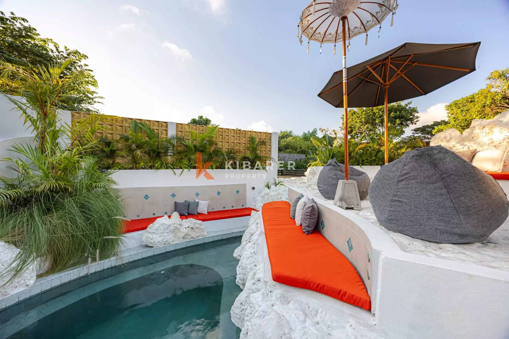 Apartemen Loft Mezzanine Satu Kamar Tidur dengan Kolam Renang Bersama, Dikelilingi Alam di Pecatu–Uluwatu