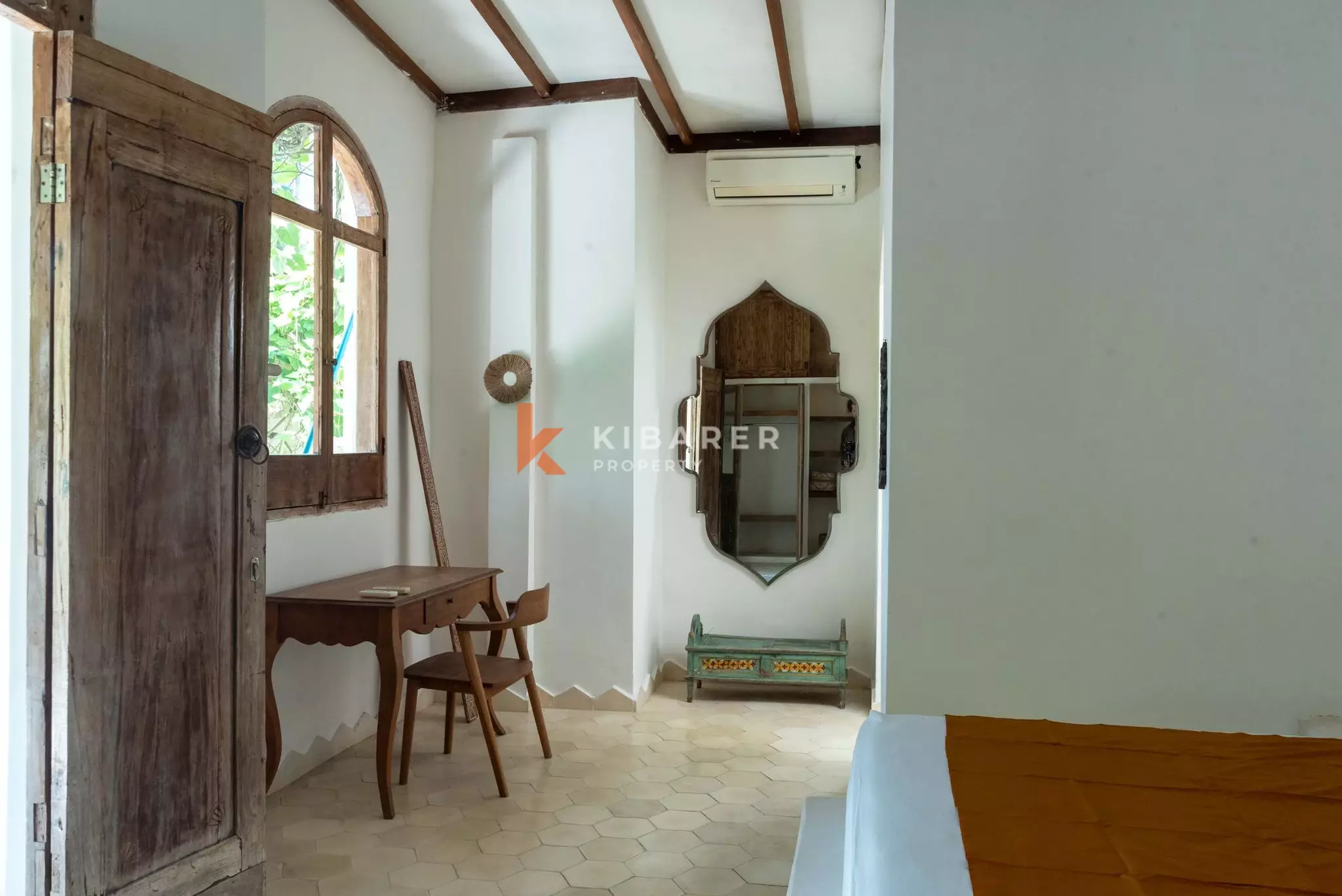 Villa Dua Kamar Tidur yang Didesain Indah di Jantung Pererenan
