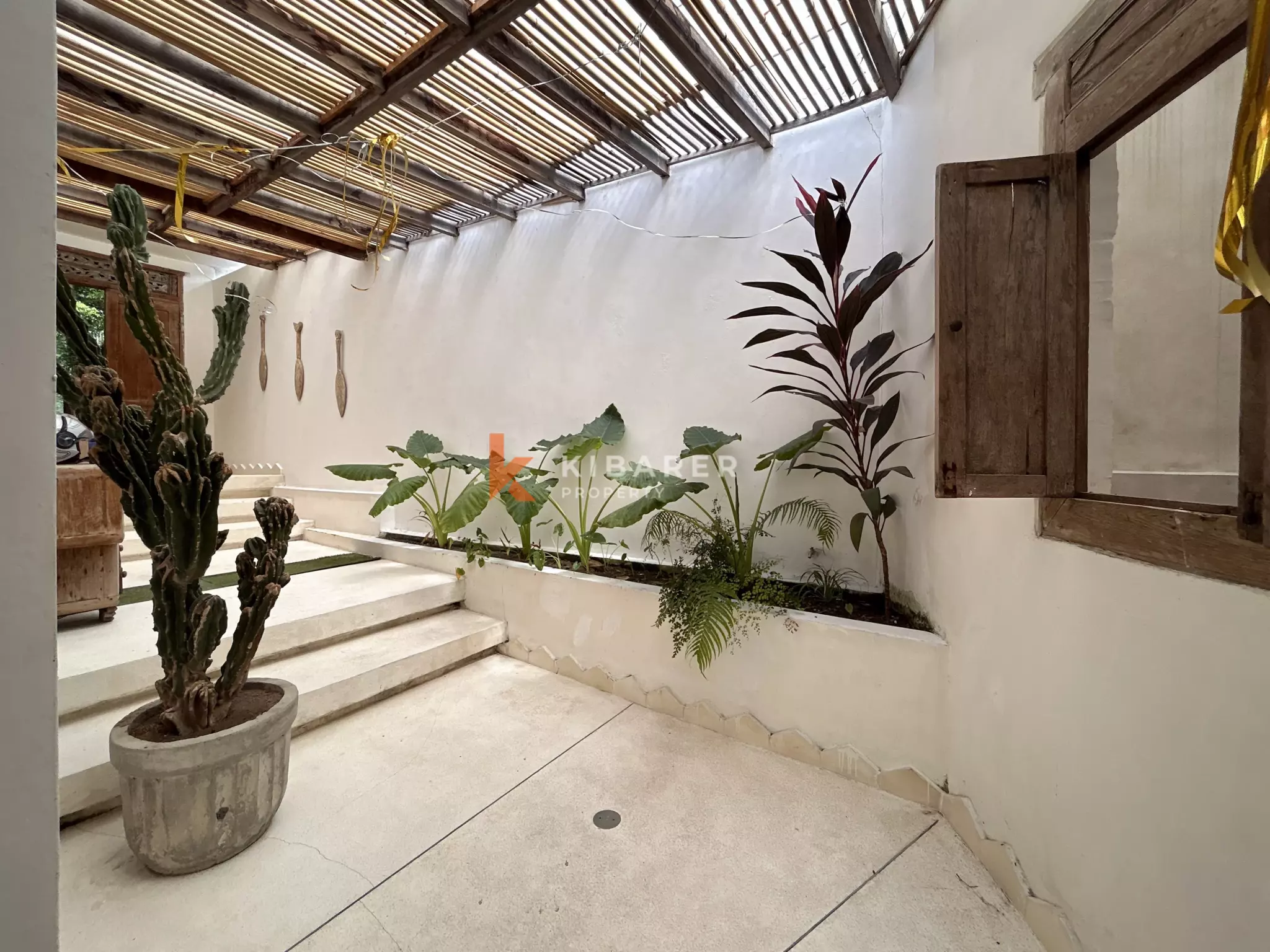 Villa Dua Kamar Tidur yang Didesain Indah di Jantung Pererenan