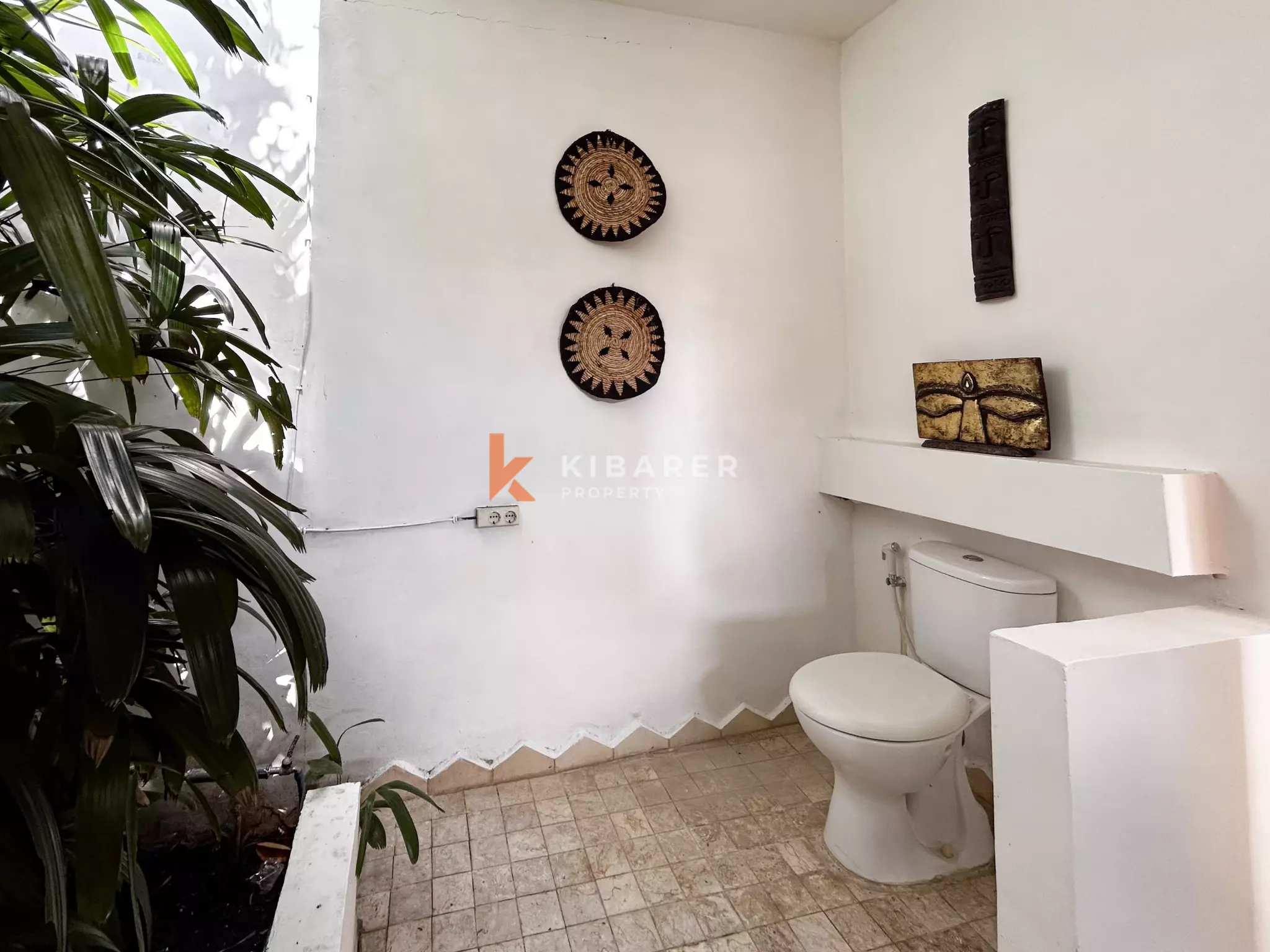 Villa Dua Kamar Tidur yang Didesain Indah di Jantung Pererenan