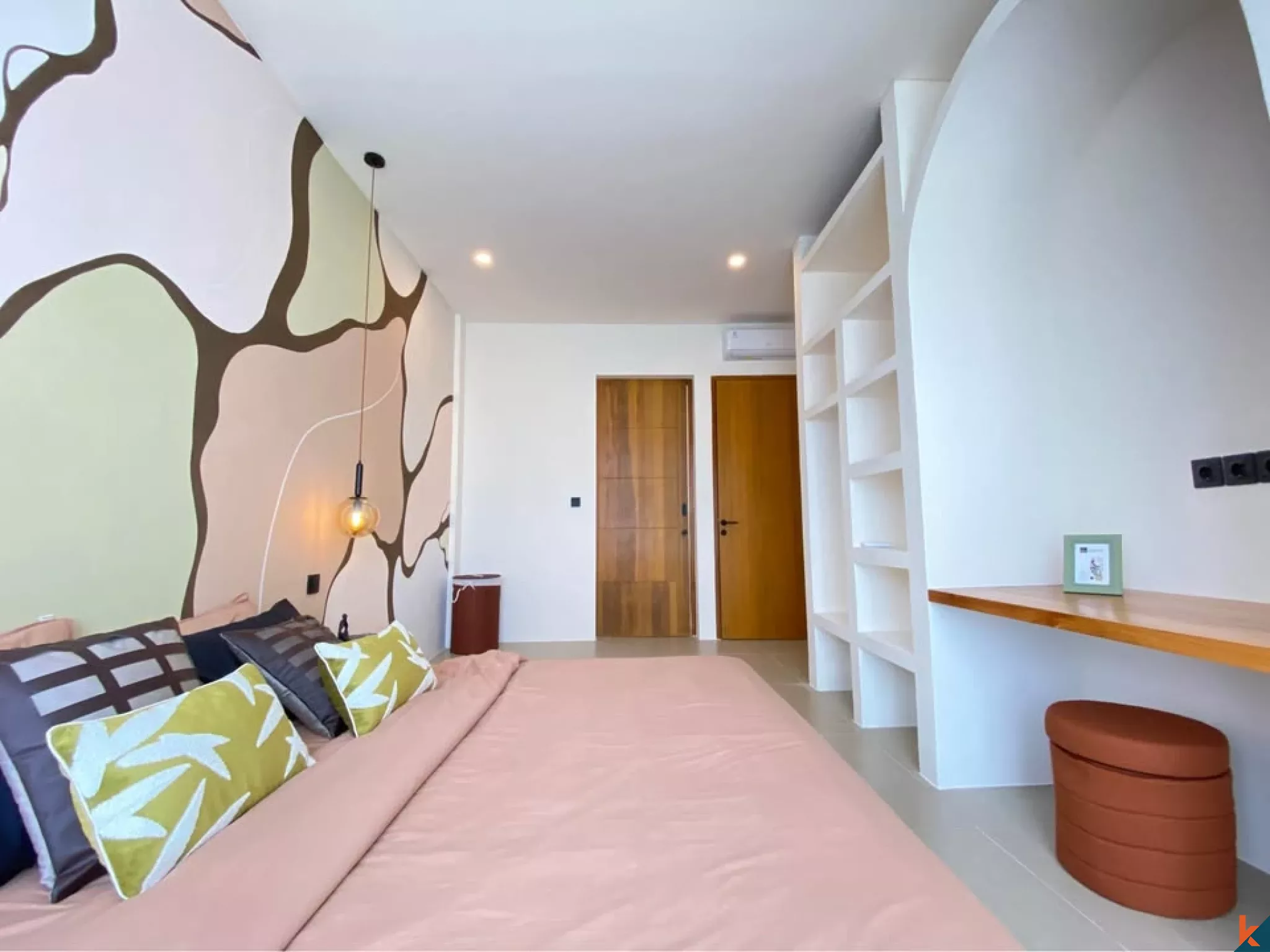 New four bedrooms leasehold villa walking distance to the beach