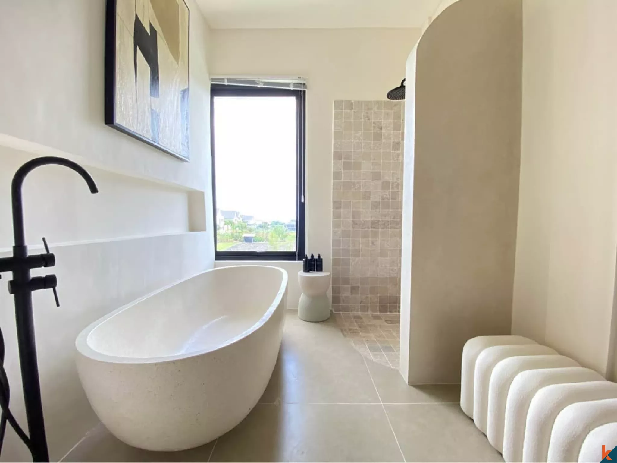 New four bedrooms leasehold villa walking distance to the beach