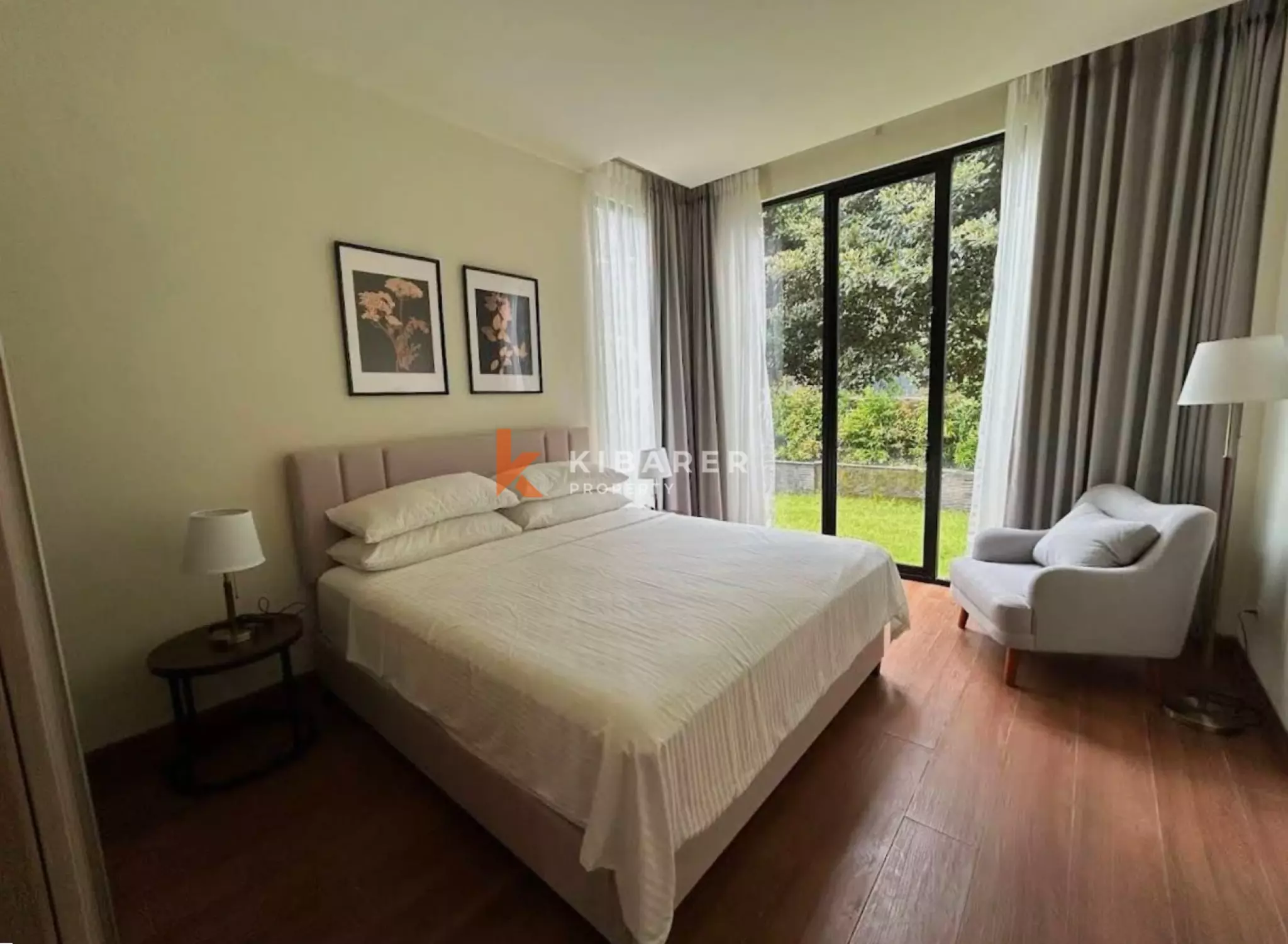 Pemandangan Laut dan Lapangan Golf Panorama - Rumah Mewah Tujuh Kamar Tidur di Area Eksklusif Pecatu