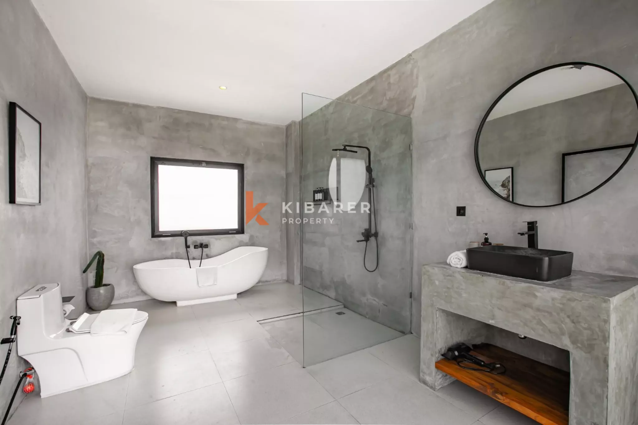 Stylish Four-Bedroom Villa with Rooftop Rice Field Views Close to Berawa