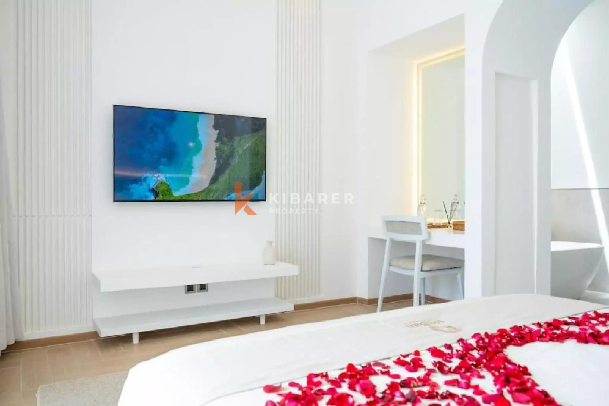 Luxury Modern Two-Bedroom Villa in Bingin