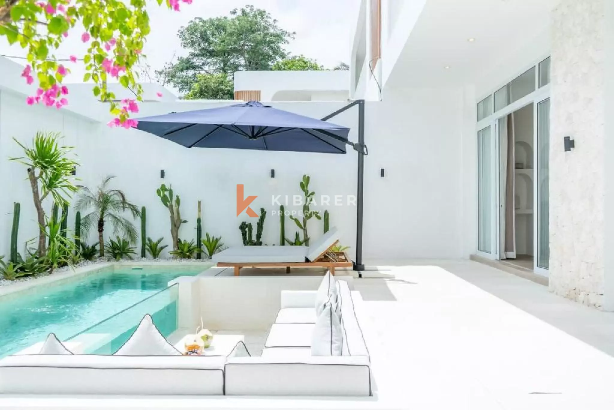 Luxury Modern Two-Bedroom Villa in Bingin